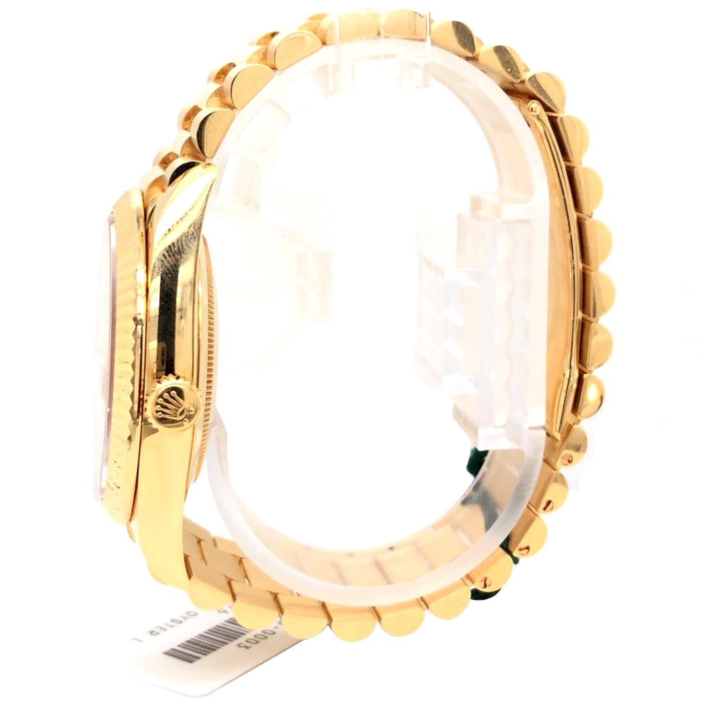 Women's or Men's Rolex Day-Date 18K Yellow Gold Men President Motif Champagne Diamond Dial 228238