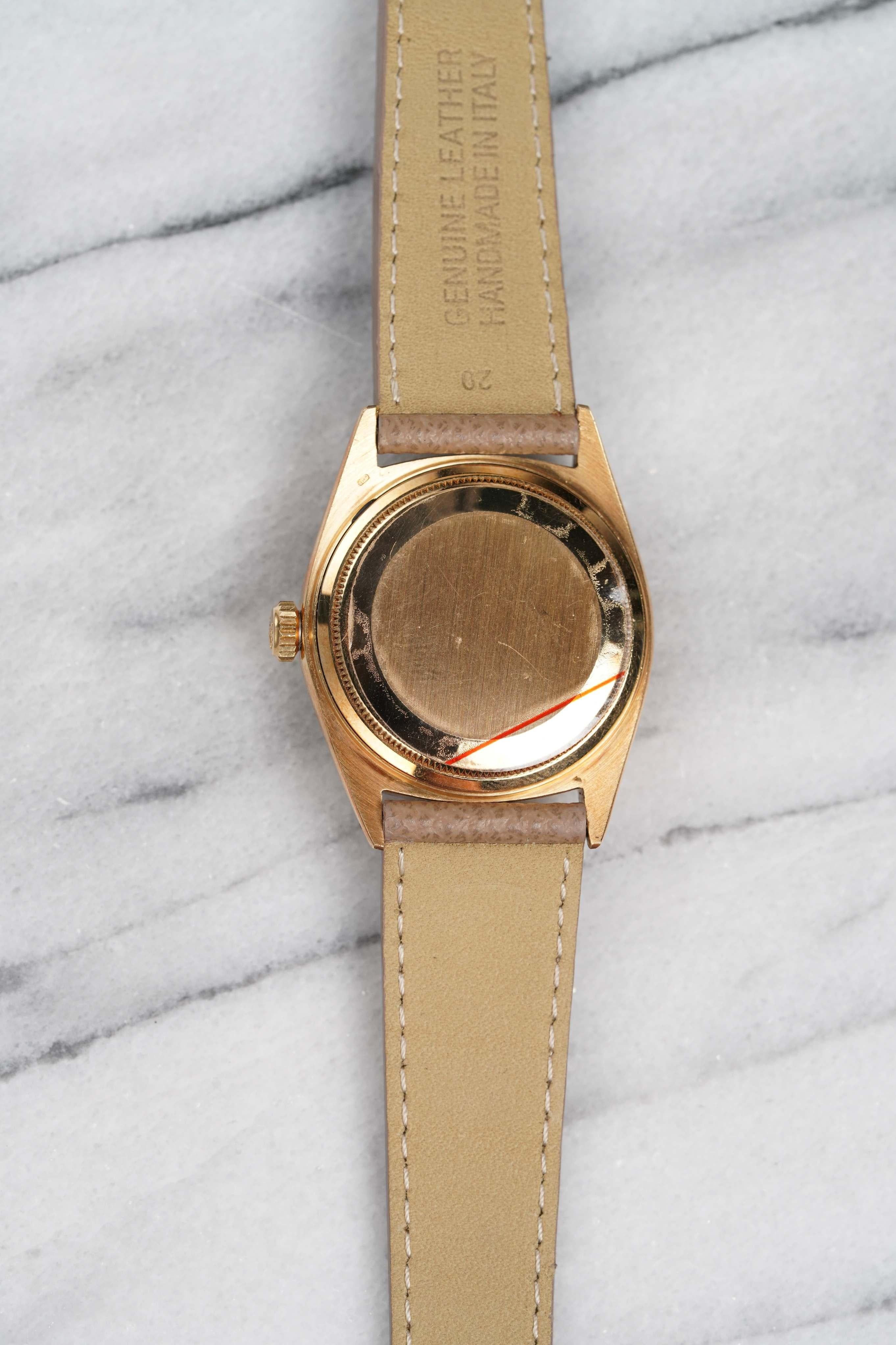 Femenino o masculino Reloj Rolex Day Date con esfera negra Wideboy de oro amarillo de 18 quilates, años 70 en venta