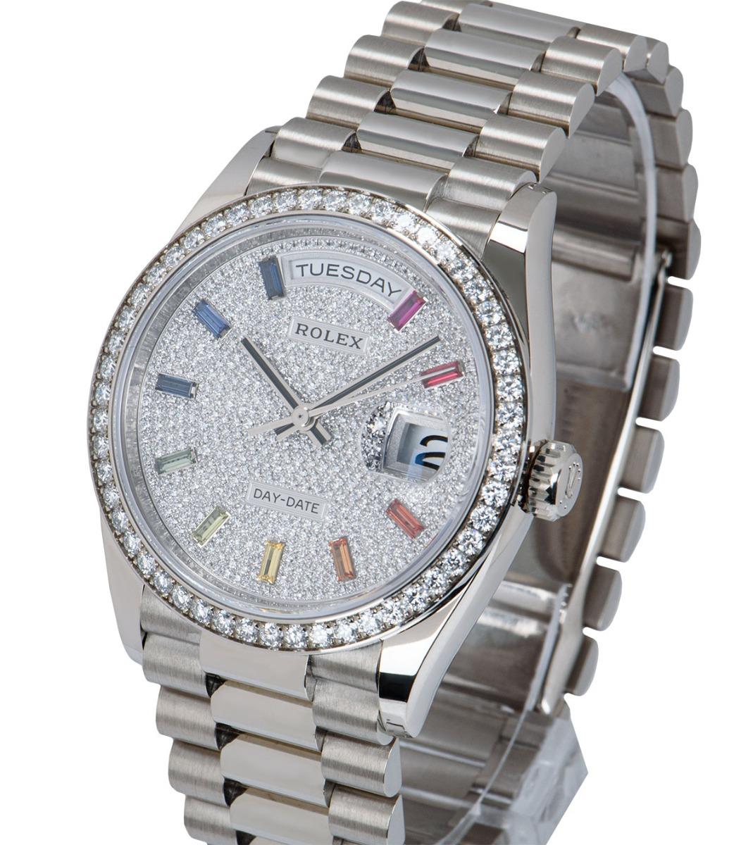 Rolex Day-Date Uhr mit Diamant-bemaltem Regenbogen-Saphir-Zifferblatt und Diamant-Lünette (Rundschliff)
