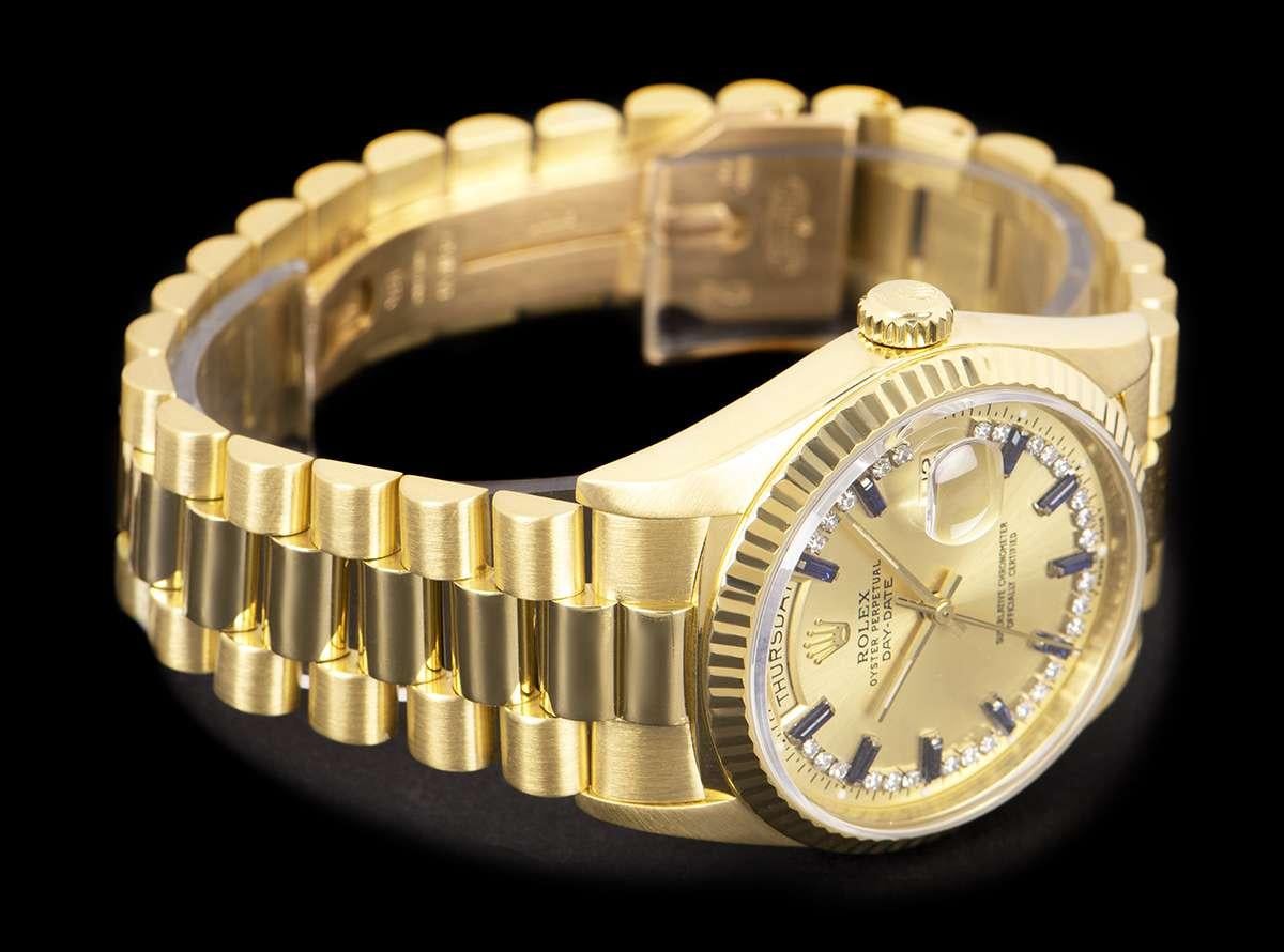  Rolex Day-Date Gents Or jaune Diamant & Saphir Cadran String 18238 Automatique Pour hommes 