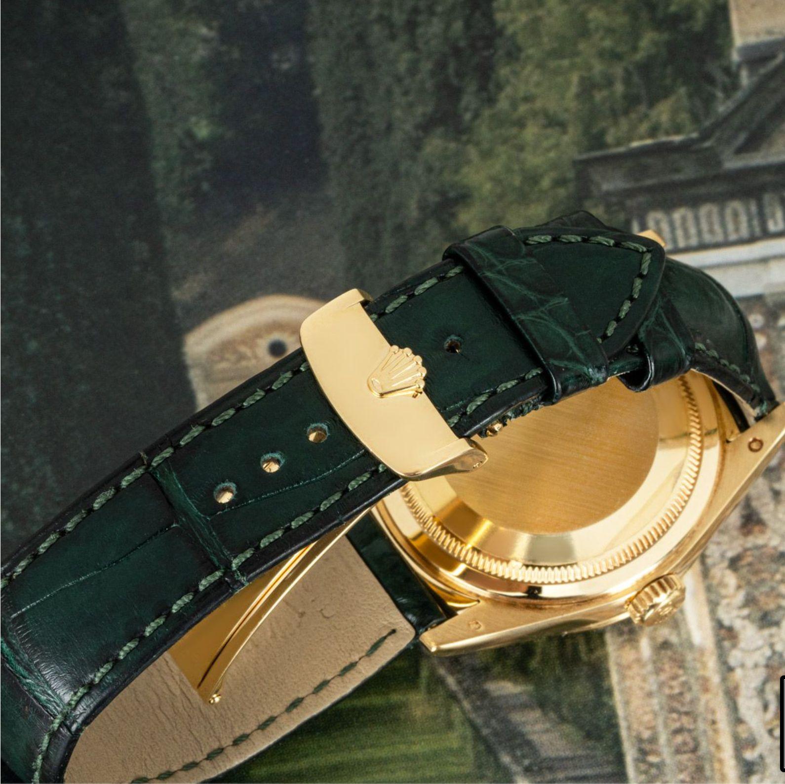 Rolex Montre Day-Date avec cadran vert 118138 en vente 2