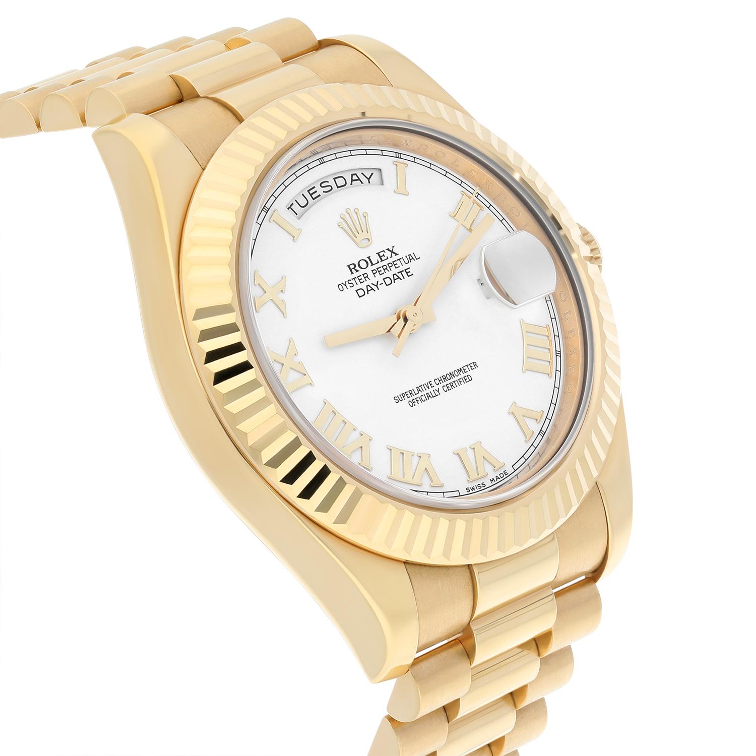 Rolex Day-Date II 218238 Yellow Gold Watch White Roman Dial Complete In Excellent Condition For Sale In New York, NY