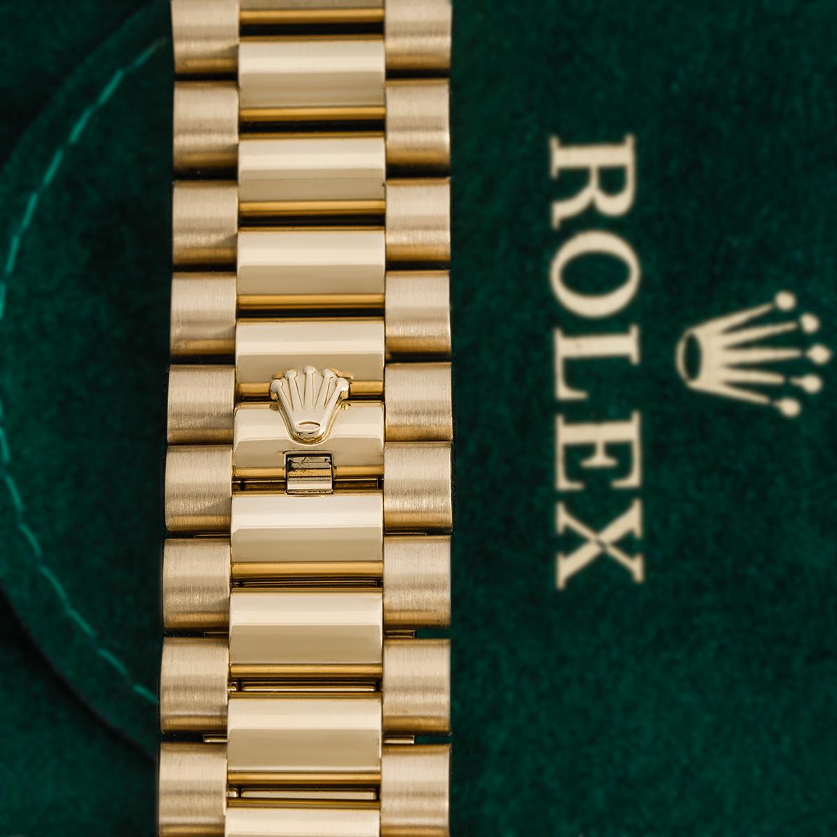 Rolex Day-Date II Diamant & Rubin Zifferblatt 218238 im Angebot 3