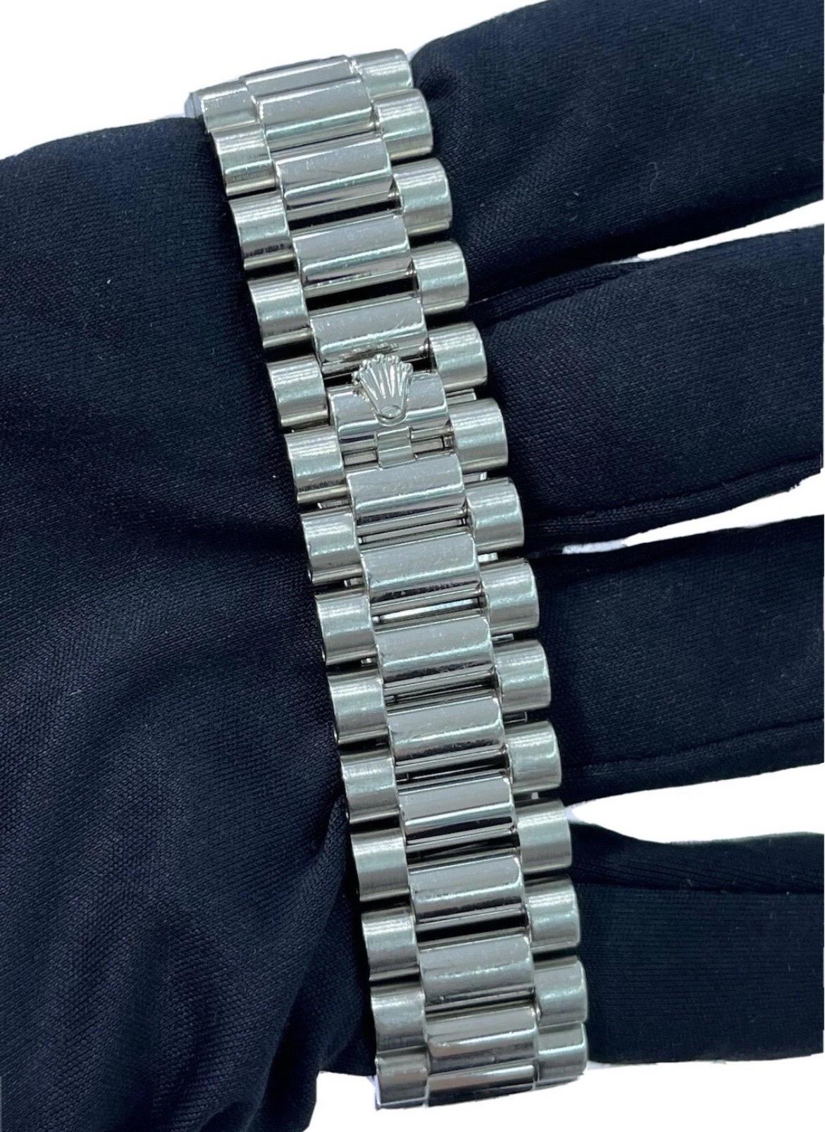 Rolex Day-Date II President Platinum Ice Blue Concentric 41mm Watch B/P V 218206 For Sale 6