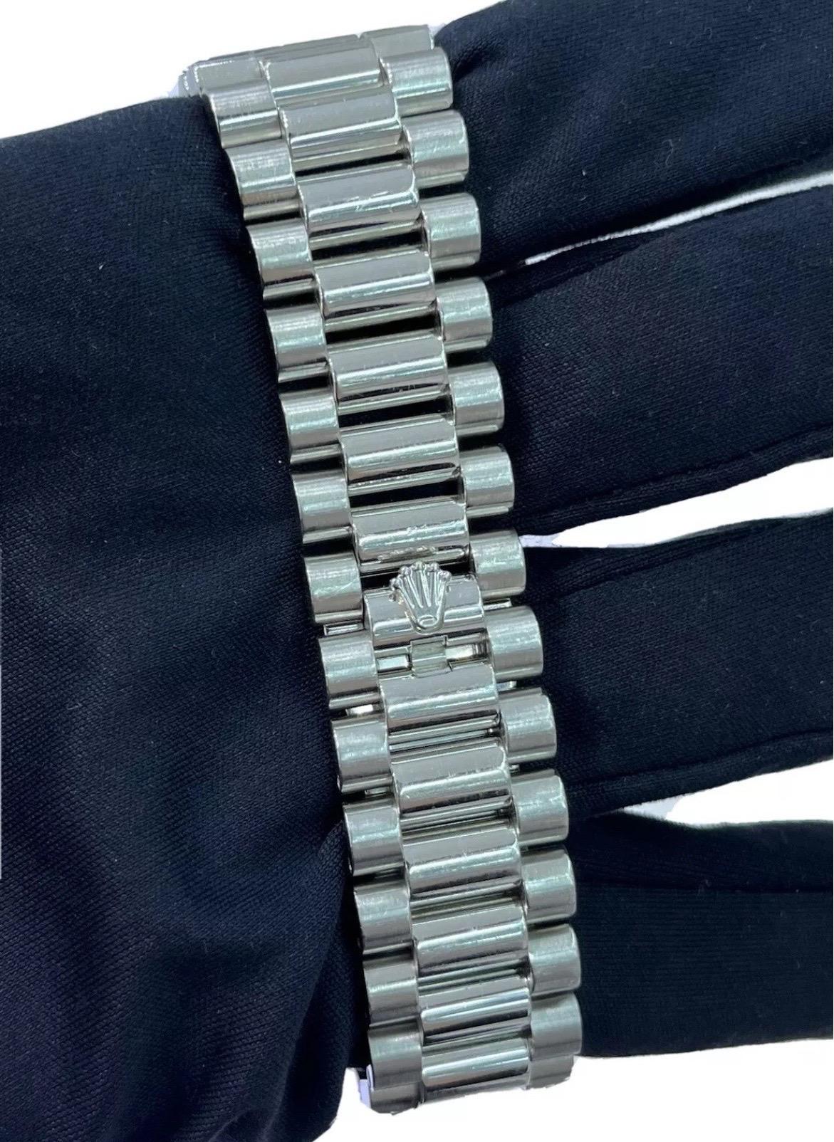 Rolex Day-Date II President Platinum Ice Blue Concentric 41mm Watch B/P V 218206 For Sale 7