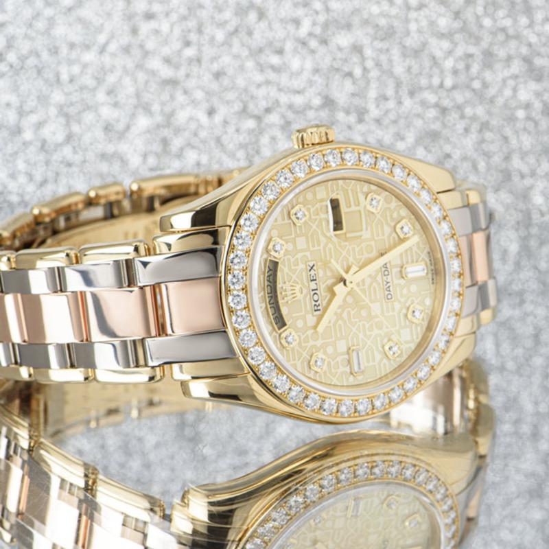 Montre Rolex Day-Date Masterpiece avec diamants sertis en vente 4