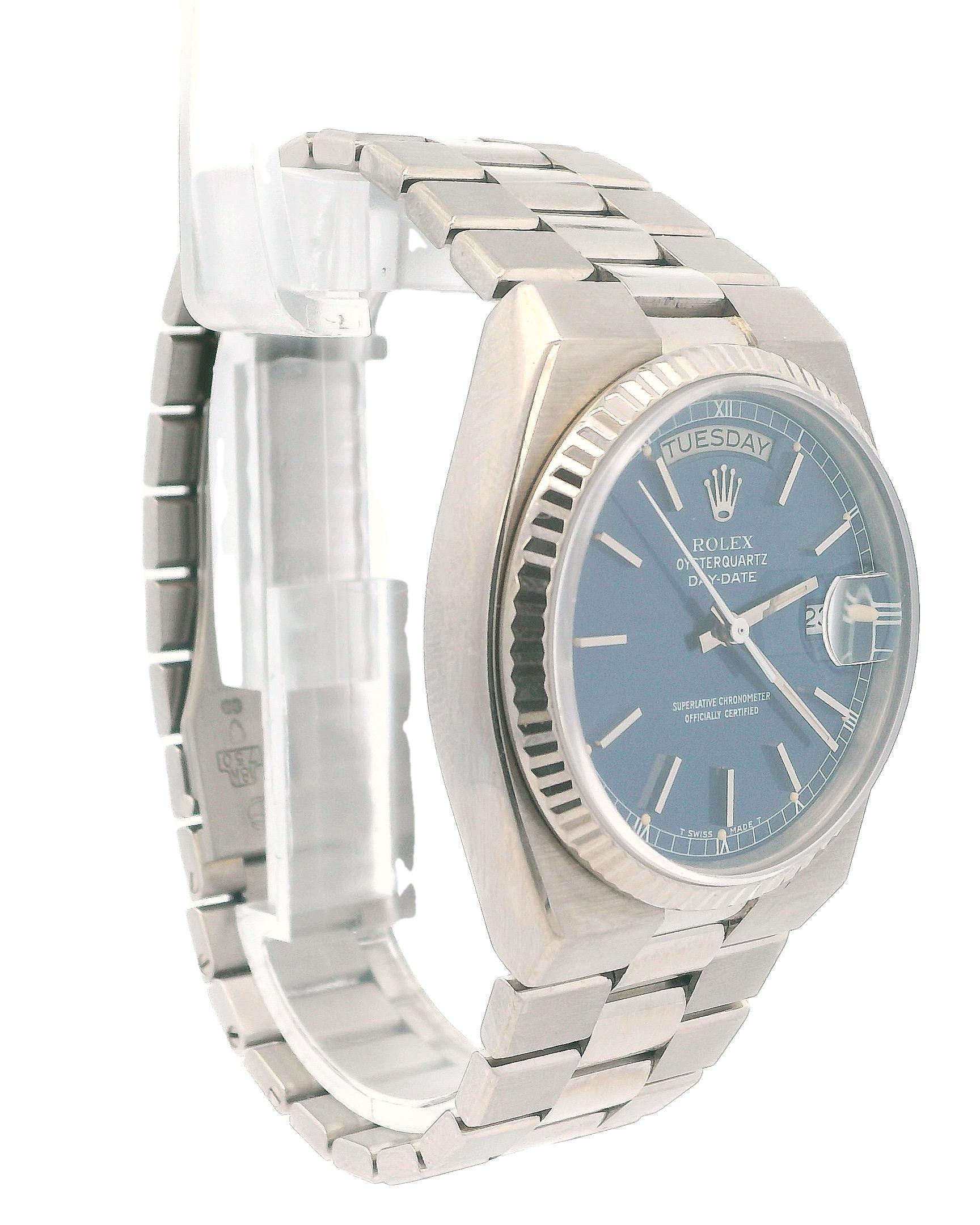 Rolex Day Date Oysterquartz 19019 Blaues Zifferblatt 18K Weißgold Herrenuhr im Zustand „Hervorragend“ in Great Neck Plaza, NY
