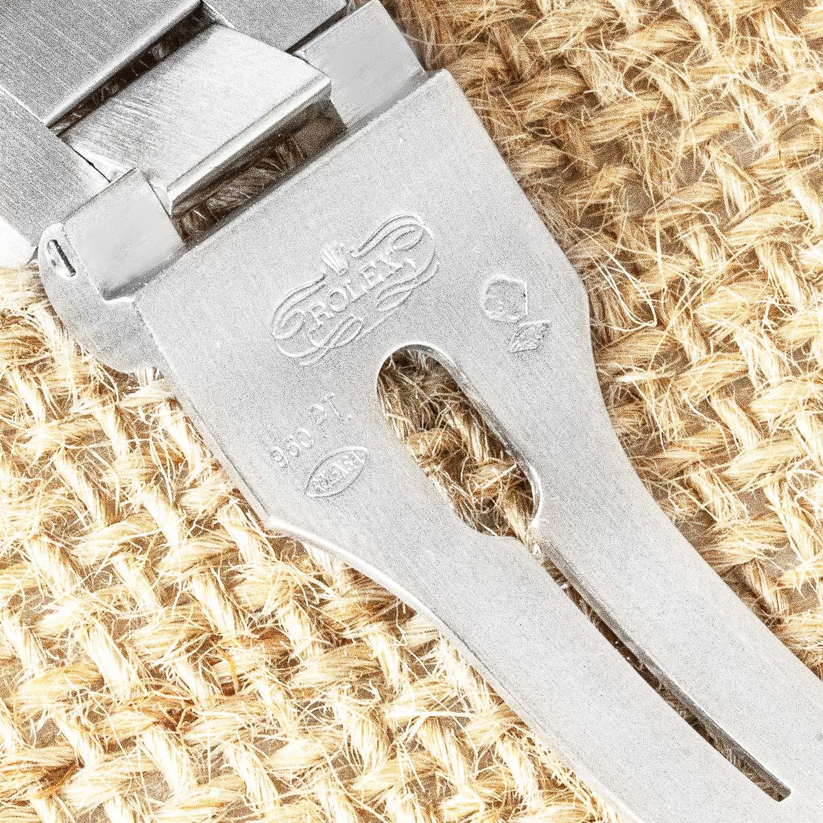Women's or Men's Rolex Day-Date Platinum Diamond Dial 118206 For Sale