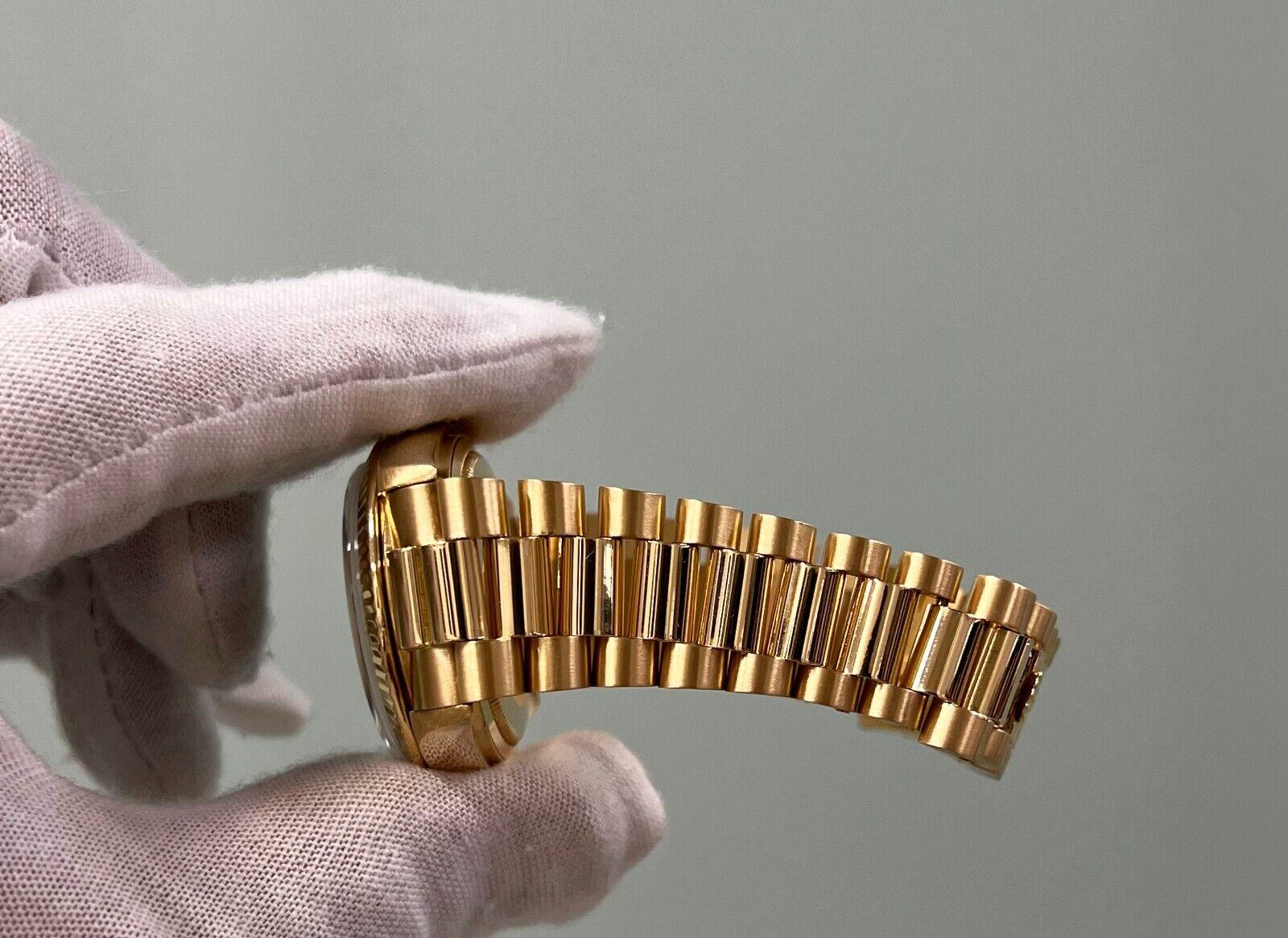 Rolex Day Date President 18038 Green Diamond Dial 18K Yellow Gold 36mm In Excellent Condition In San Diego, CA