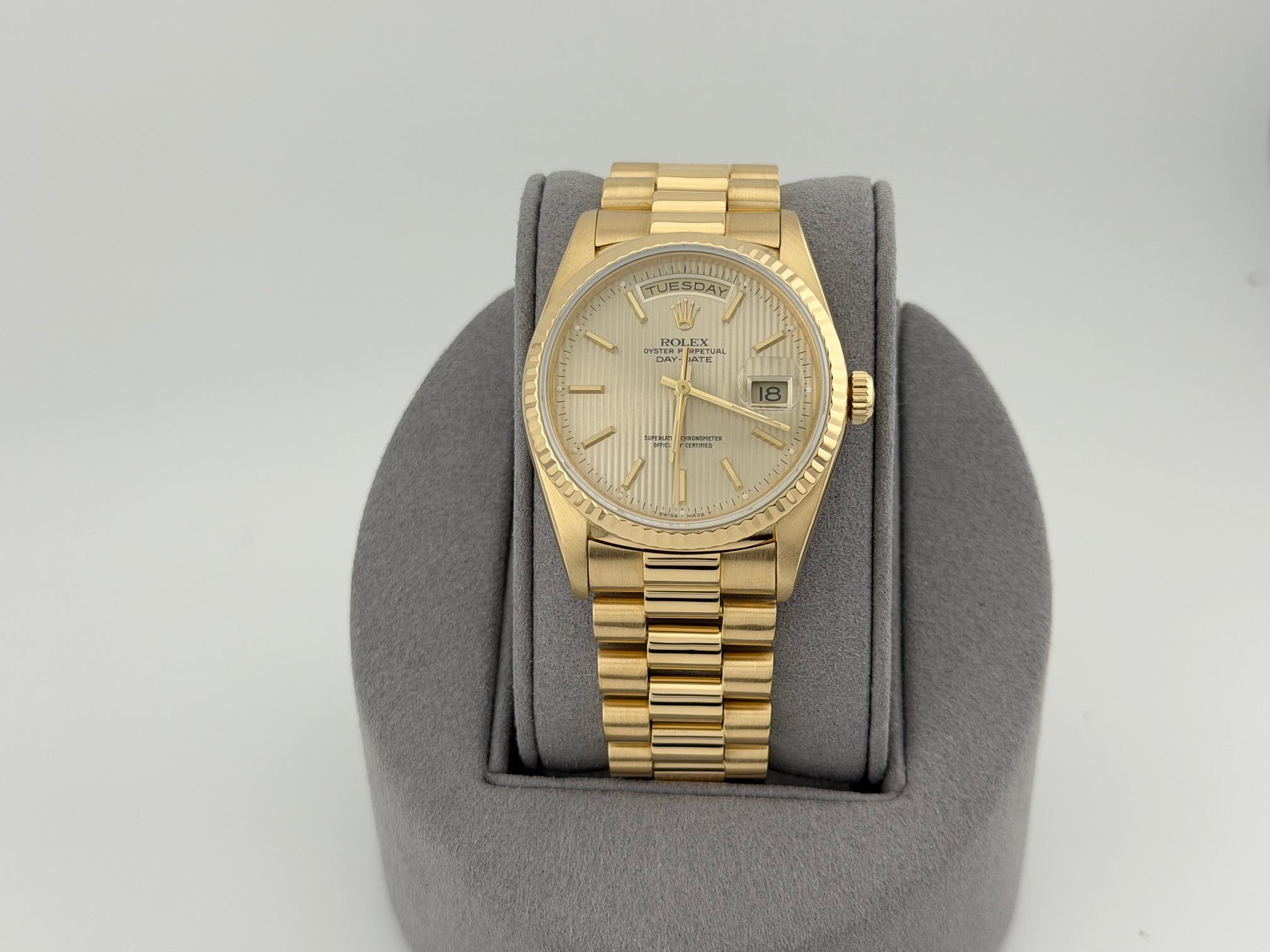 Rolex Day Date President 18238 36mm Champagne Tapestry Dial 18k Yellow Gold in vendita 9