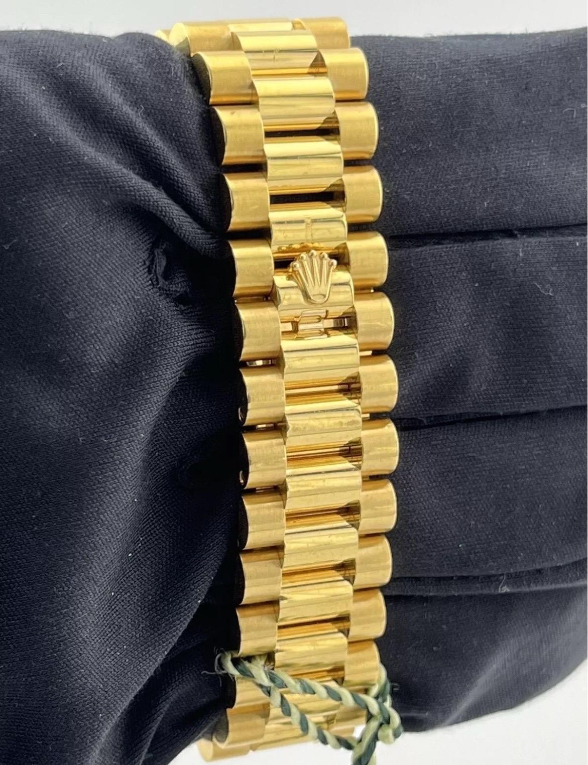 Rolex Day-Date President 18k Yellow Gold Sliver Dial Mens 36mm Watch '12+ 118238 For Sale 8