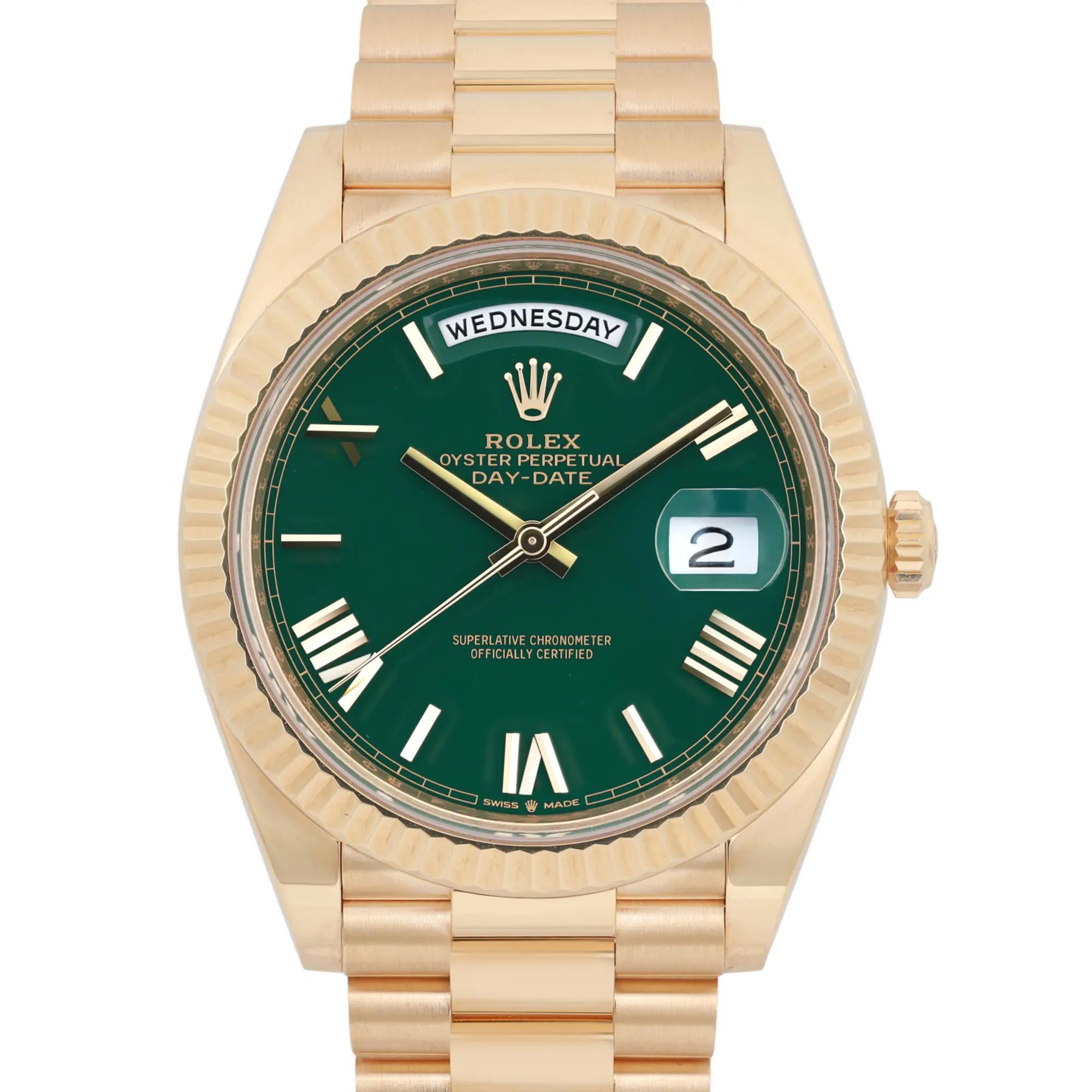 Reloj Rolex Day-Date President 40 Oro amarillo de 18 quilates Esfera lacada verde Hombre 228238 en Nuevo estado para la venta en New York, NY