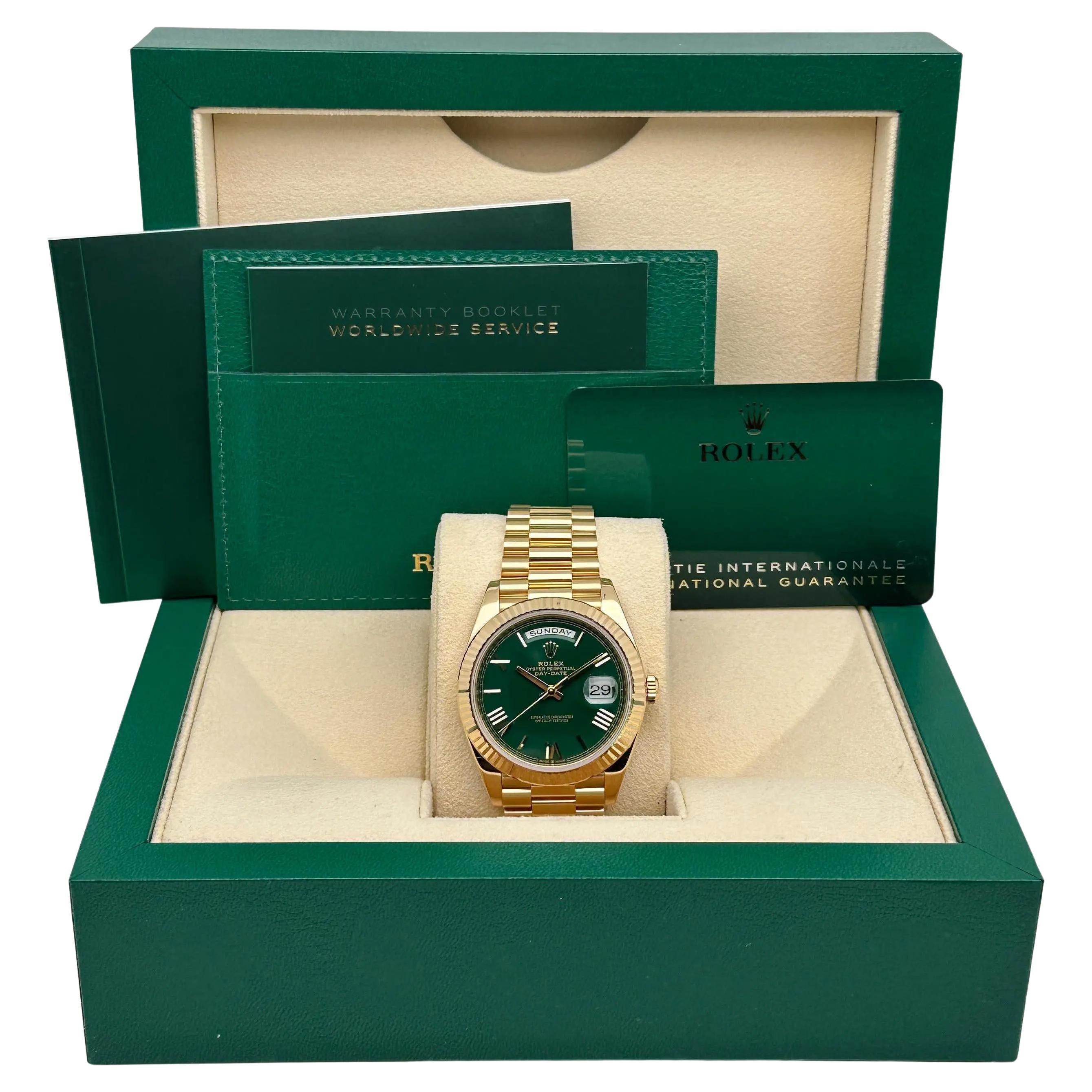 Reloj Rolex Day-Date President 40 Oro amarillo de 18 quilates Esfera lacada verde Hombre 228238