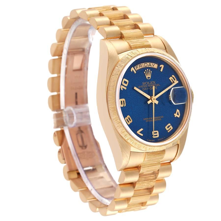 Rolex Day-Date President Gelbgold Blaues Zifferblatt Bark Finish Herrenuhr 18078 im Zustand „Hervorragend“ im Angebot in Atlanta, GA