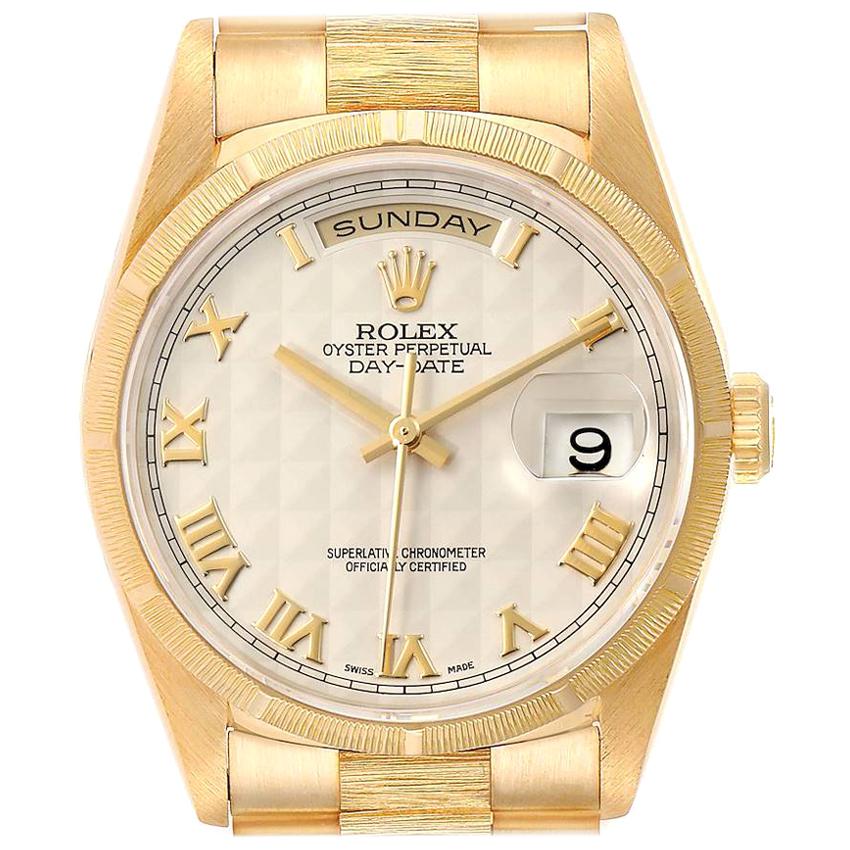 Rolex Day-Date President Yellow Gold Silver Pyramid Dial Men's Watch 18248 Box For Sale