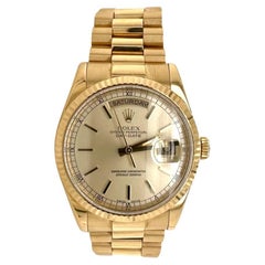 Rolex Day-Date “Presidential” in 18k Yellow Gold REF 118238 with Champagne Dial