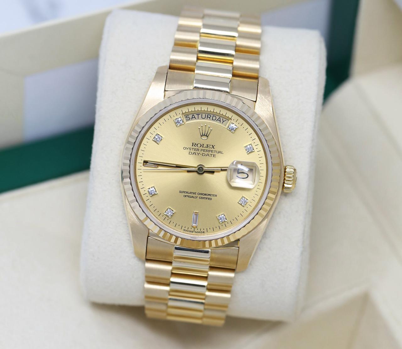 Rolex Day-Date Presidential Yellow Gold Watch Factory Champagne Diamond Dial In Excellent Condition For Sale In New York, NY