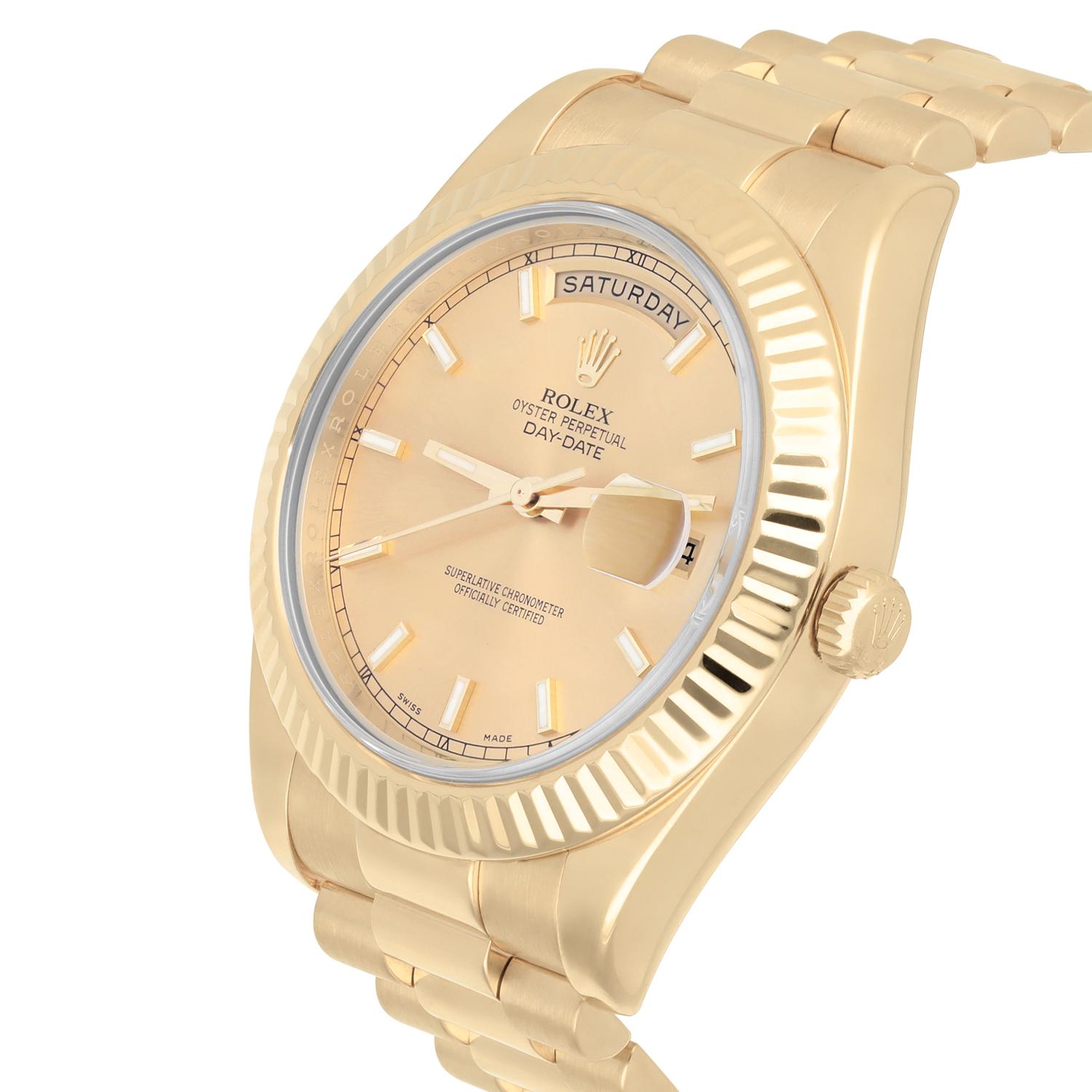 Women's or Men's Rolex DayDate II 41mm Champagne Index Dial Presidential Watch 218238 For Sale