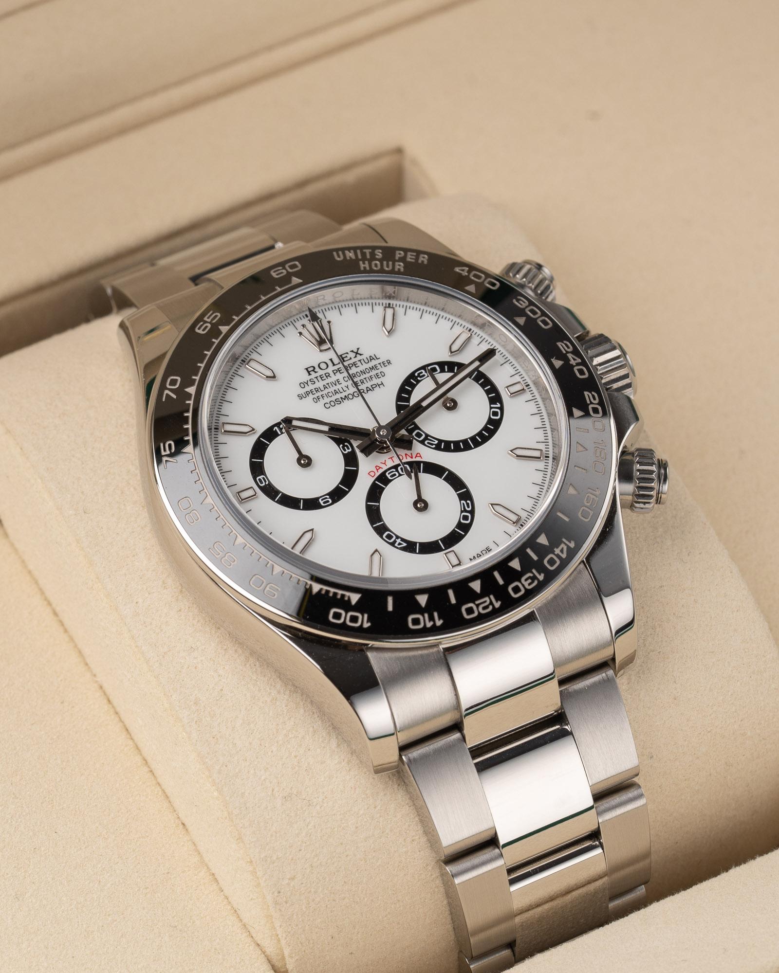Rolex Daytona 126500LN 'Panda' Quadrante Bianco 2025 Set Completo In condizioni ottime in vendita a SYDNEY, AU