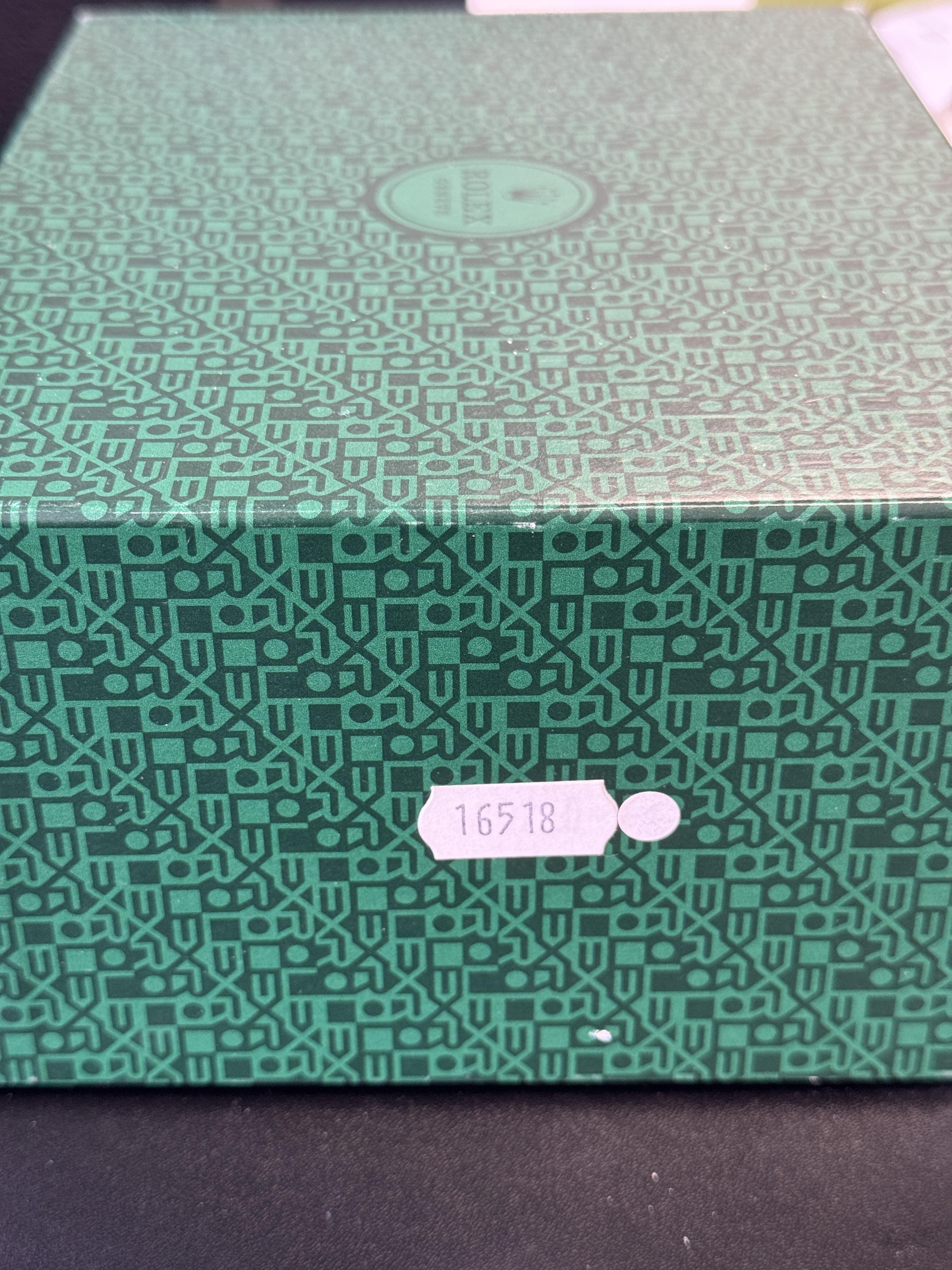 Rolex Daytona 16518 18K Yellow Gold White Dial Watch Box & Papers in vendita 3