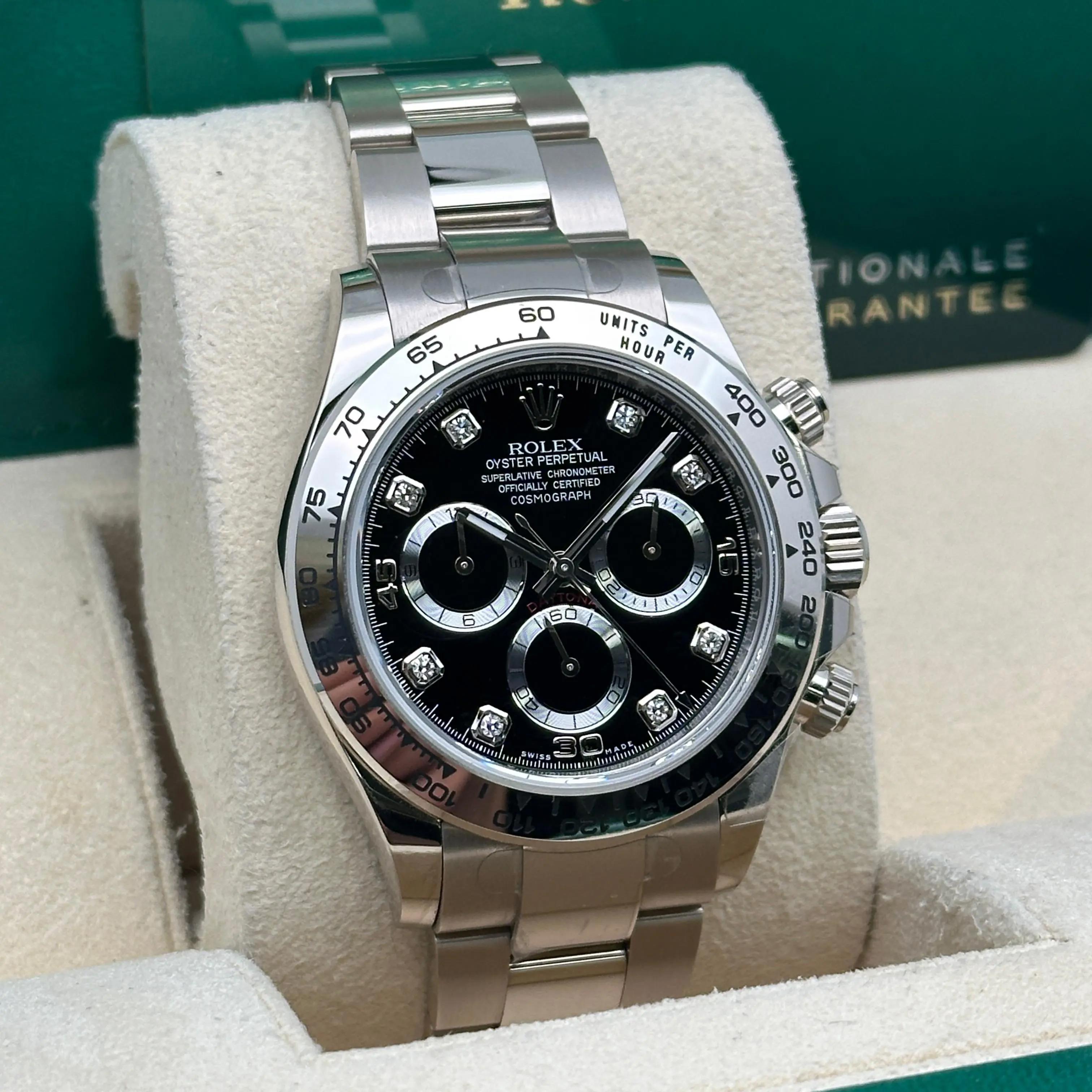 Rolex Daytona 18K White Gold Black Diamond Dial Watch 116509 In condizioni ottime in vendita a New York, NY