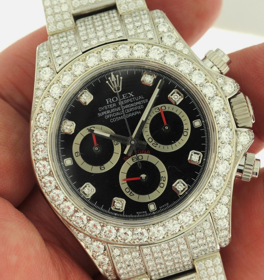 Rolex Daytona 18k White Gold REF 116509  with 10+ cttw Top Natural Diamonds In Excellent Condition For Sale In Miami, FL