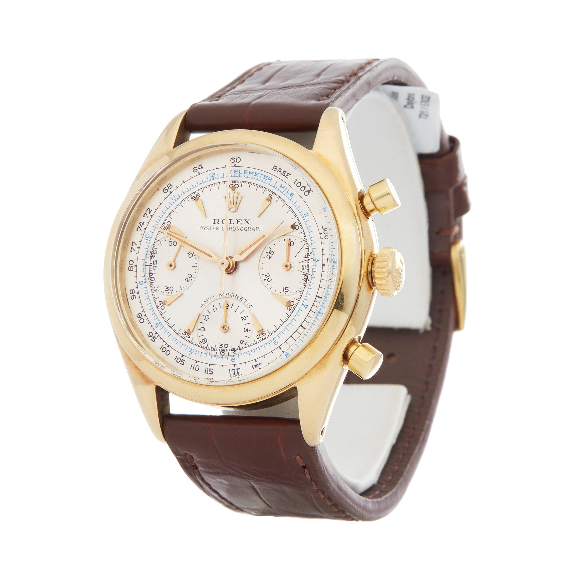 Xupes Reference: COM002422
Manufacturer: Rolex
Model: Daytona
Model Variant: 
Model Number: 6234
Age: Circa 1957
Gender: Men's
Complete With: Xupes Presentation Box 
Dial: Silver Baton
Glass: Plexiglass
Case Material: Yellow Gold
Strap Material:
