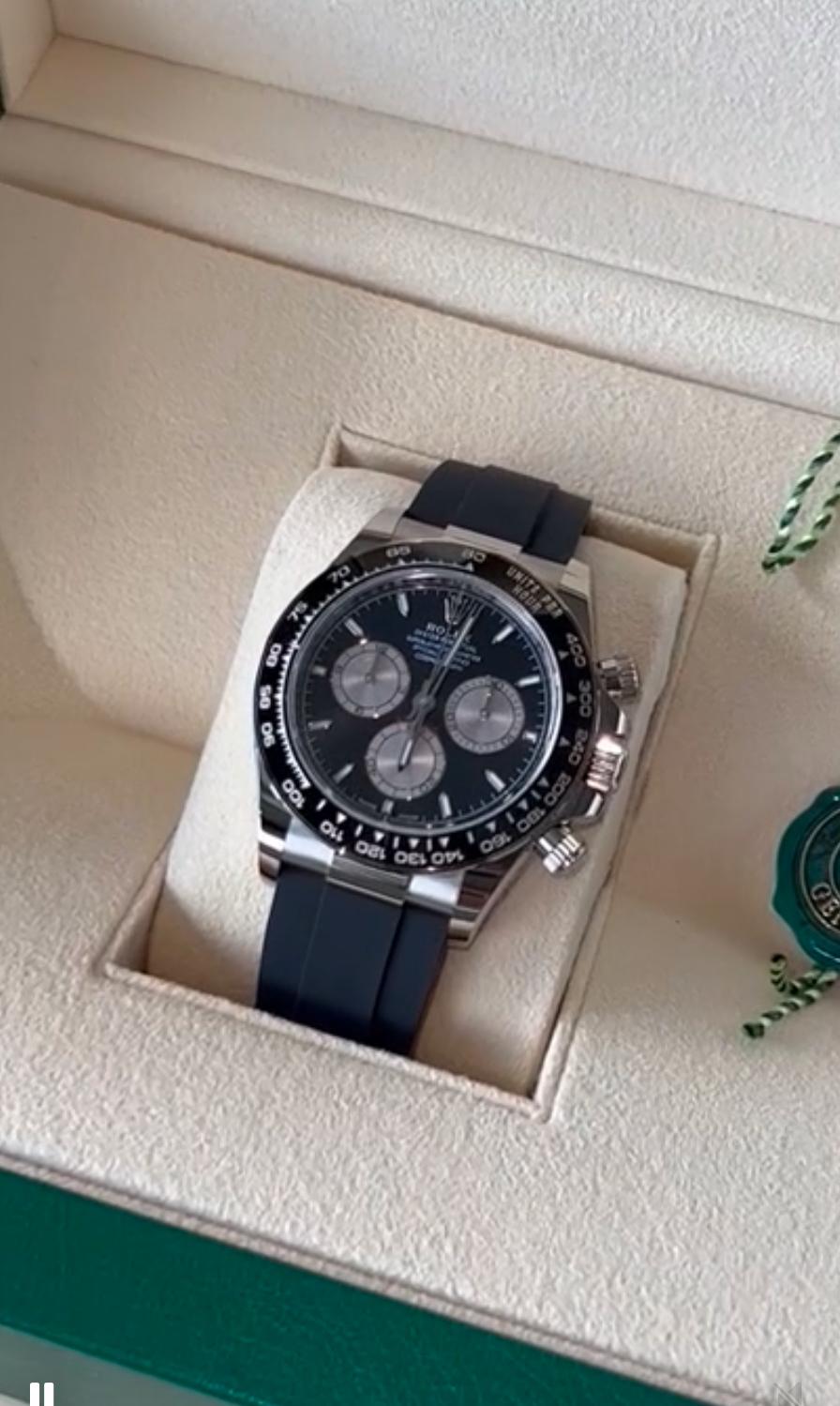 Men's Rolex Daytona Black DIA Dial Oysterflex Date: 2023 Style: 116519LN