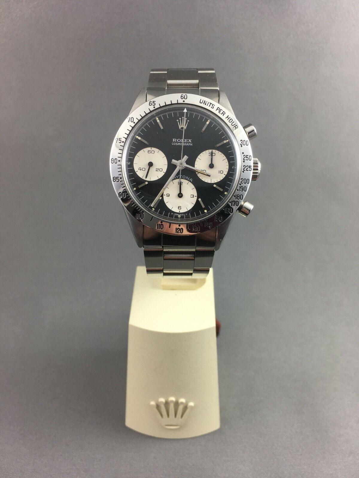Vintage Rolex Daytona Blue Cosmograph 6239 Circa 1966



Description / Condition: All watches have been professionally scrutinized and serviced prior to being offered for sale. This model is referred to as the Daytona Blue due to the slight blue