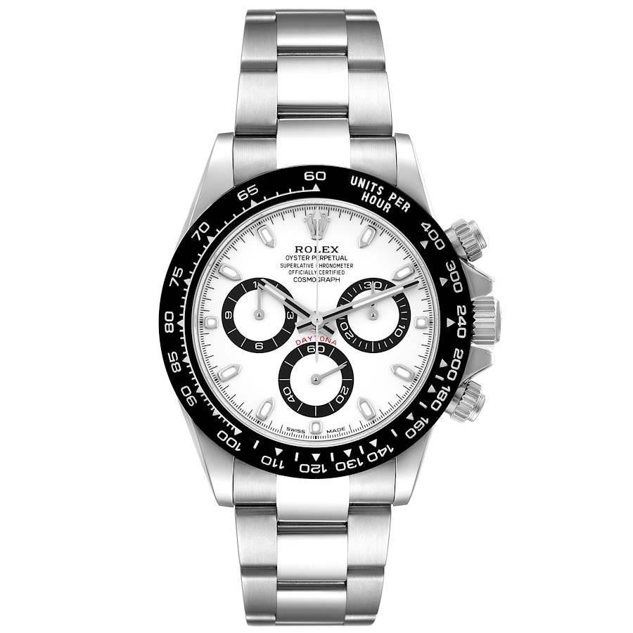 Rolex Daytona Ceramic Bezel White Panda Dial Steel Mens Watch 116500 Box Card. Mouvement chronographe automatique à remontage automatique, officiellement certifié chronomètre. Boîtier en acier inoxydable de 40.0 mm de diamètre. Couronne et poussoirs