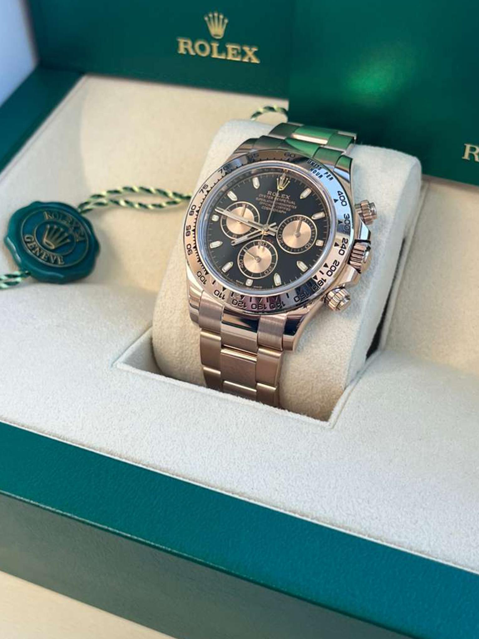Rolex Daytona Chronograph 40mm Black Dial 18K Rose Gold Mens Watch 116505 en vente 8