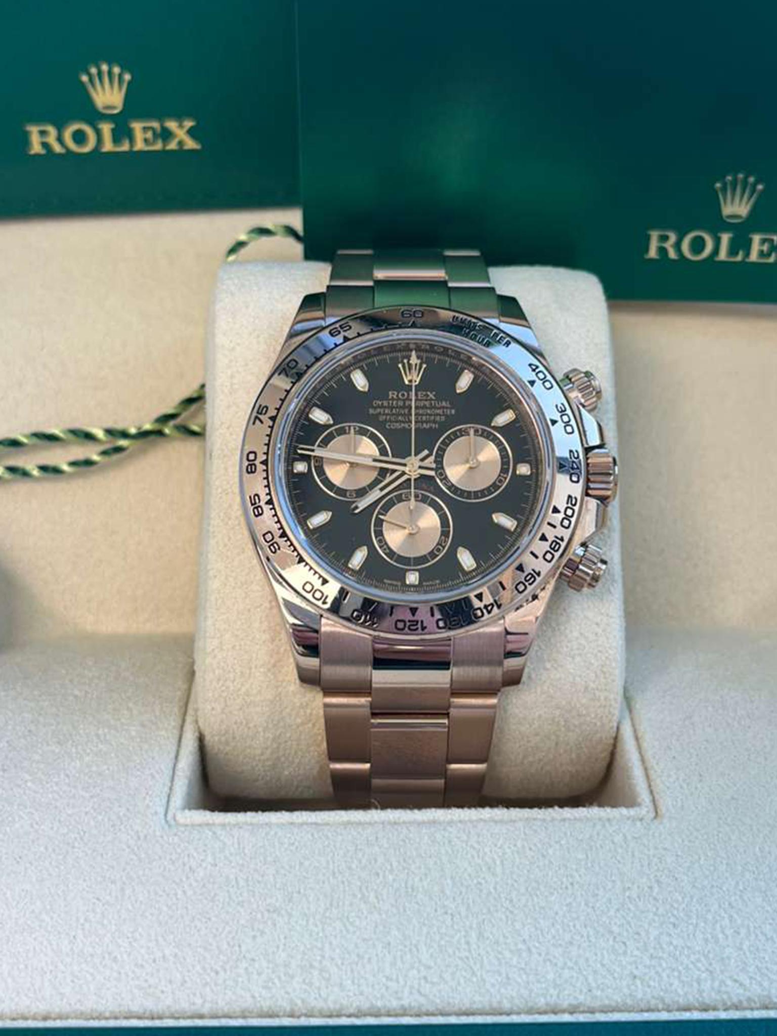 Rolex Daytona Chronograph 40mm Black Dial 18K Rose Gold Mens Watch 116505 en vente 2