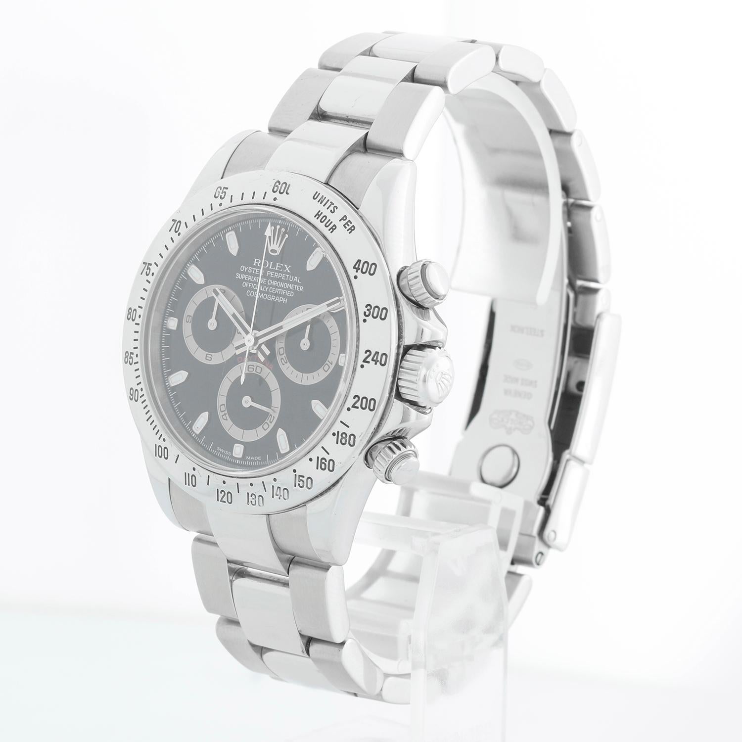 Reloj Rolex Daytona Cronógrafo de acero inoxidable para hombre 116520 - De cuerda automática, cronógrafo, 44 rubíes, cristal de zafiro. Caja de acero inoxidable; bisel interior grabado (40 mm de diámetro). Esfera negra . Brazalete Oyster de acero