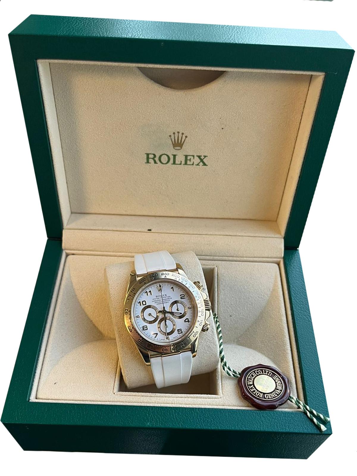 Round Cut Rolex Daytona Cosmograph 18kt Yellow Gold Bezel White Stap Watch 16518 For Sale