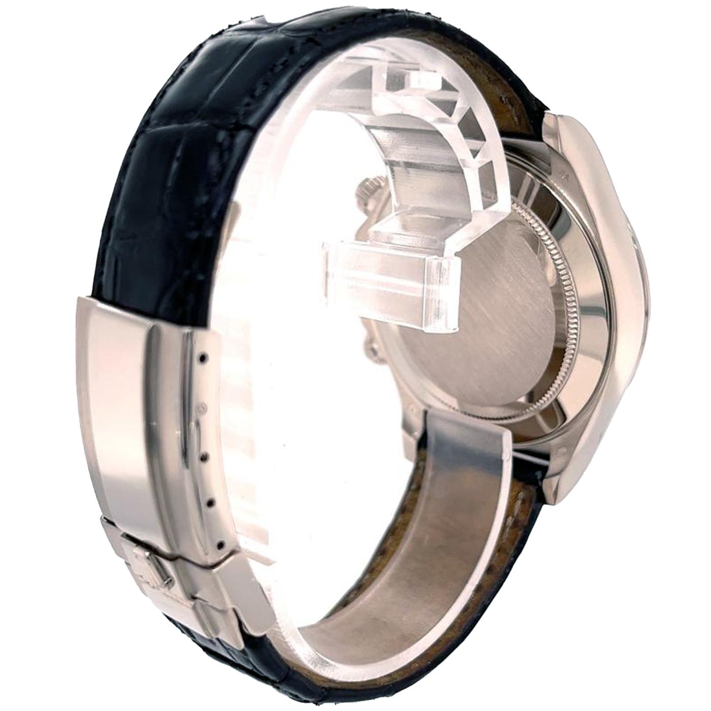 Rolex Daytona Cosmograph White Gold MOP Diamond Bezel Watch 116589RBR In Good Condition For Sale In Aventura, FL