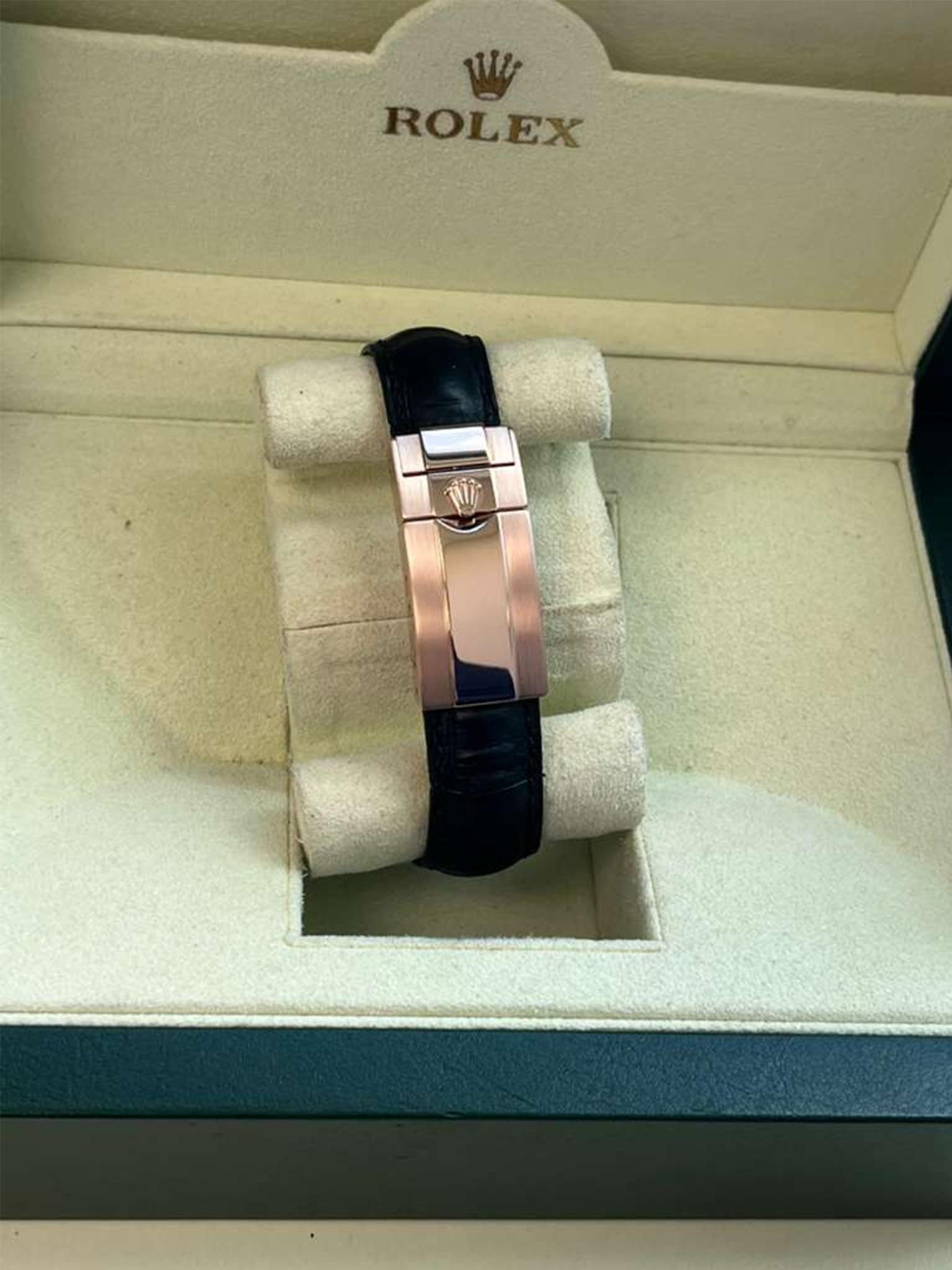 Rolex Daytona Cosmograph Ceramic Bezel Crocodile Strap Rose Gold Watch 116515LN For Sale 14