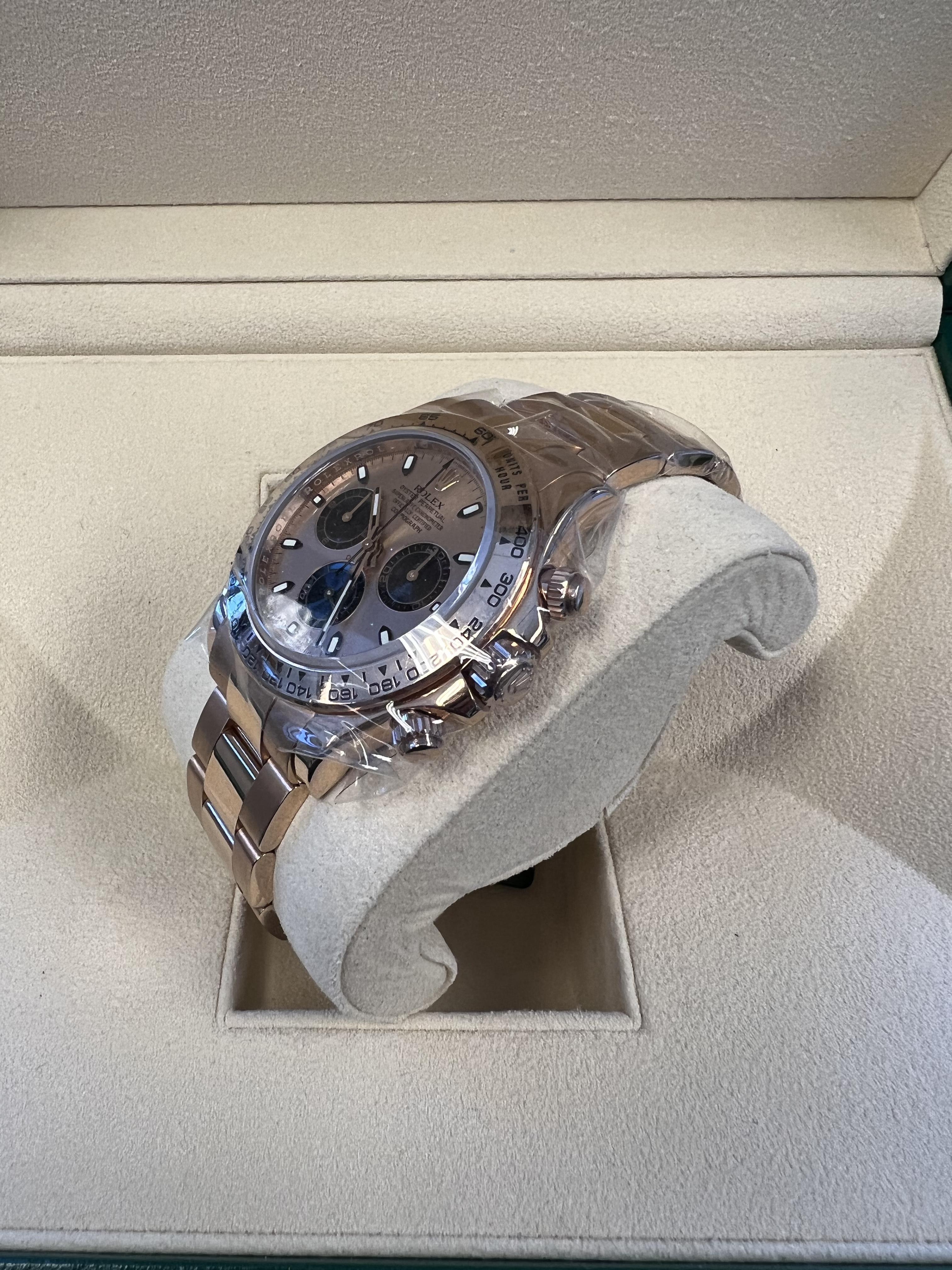 Contemporary Rolex Daytona Mint Pink Dial 2020 Service Papers Rose Gold Box and Paper For Sale