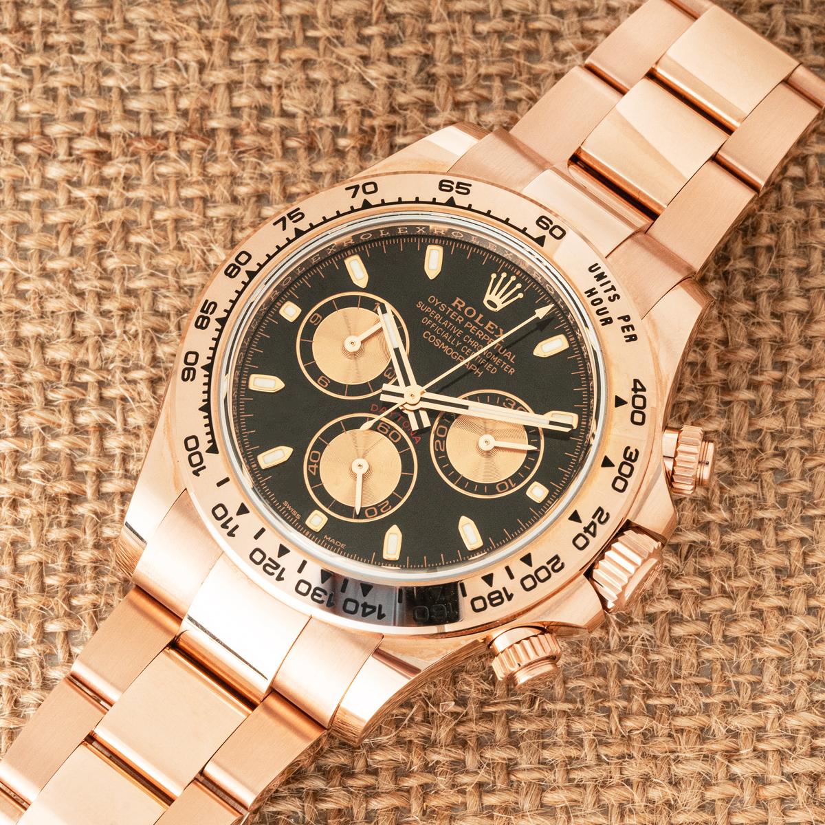 Rolex Daytona Rose Gold Black Dial Unworn 116505 en vente 3
