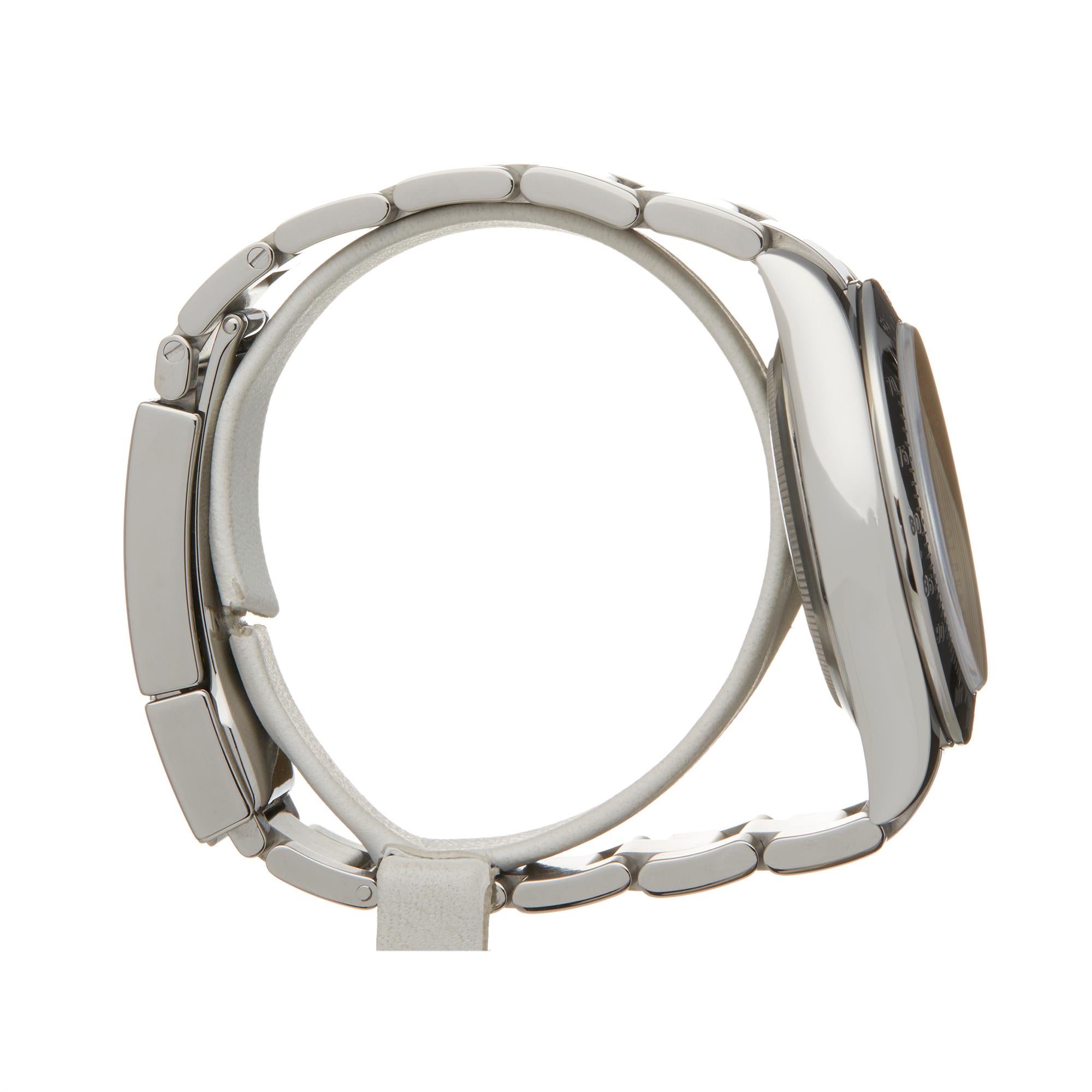 Women's or Men's Rolex Daytona Stainless Steel 116520 Wristwatch