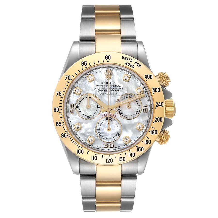 Rolex Daytona Gelbgold Stahl Perlmutt Diamant Herrenuhr 116523 Box Karte. Offiziell zertifiziertes Chronometerwerk mit automatischem Aufzug. Rhodiniert, Oeil-de-Perdrix-Dekor, geradlinige Ankerhemmung, monometallische Unruh, die in 5 Positionen