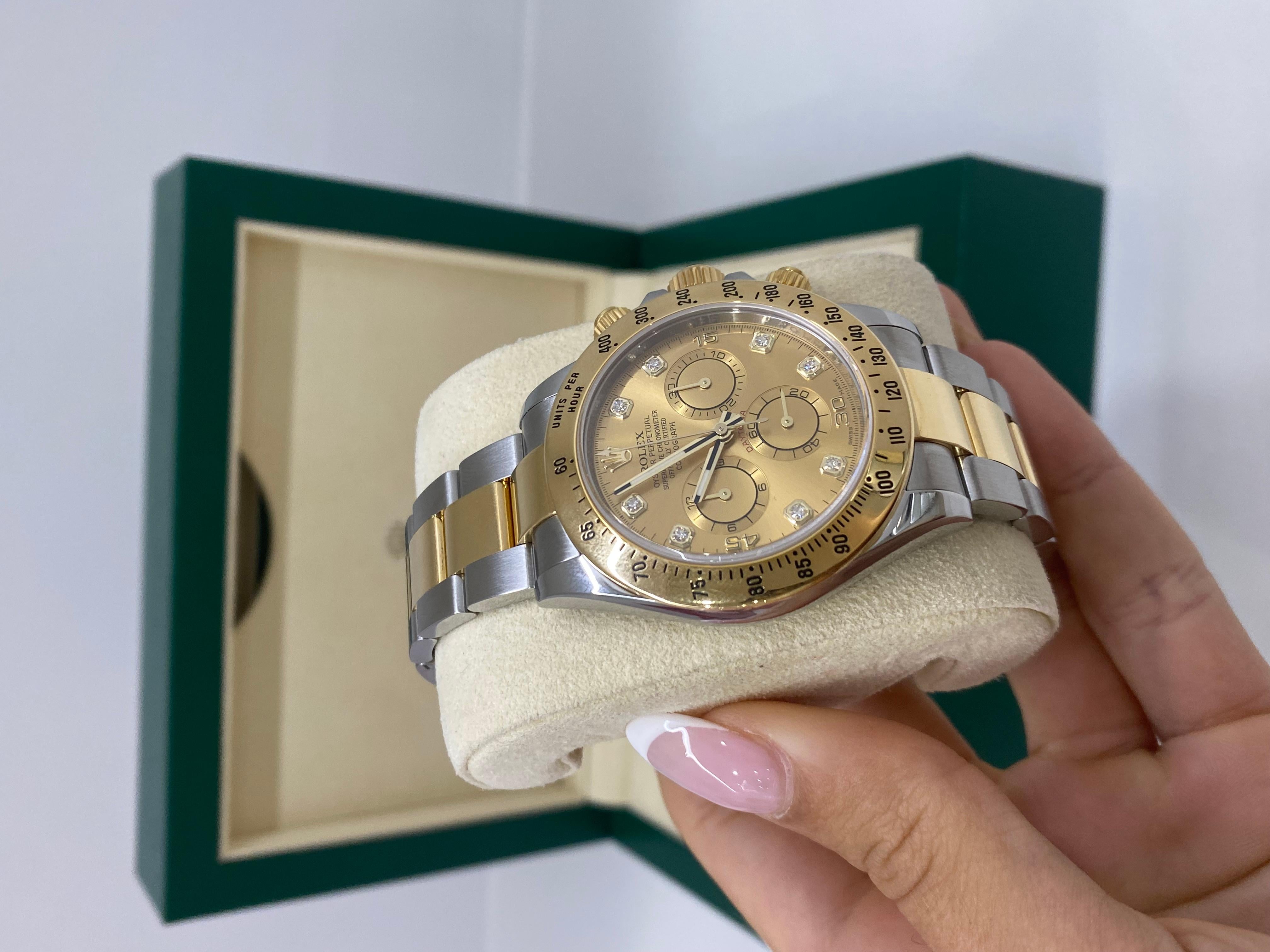 Model: Cosmograph Daytona Oystersteel & Yellow Gold Watch

40 mm 

Condition: Excellent Used Condition 

Year: 2014

Comes with: Box & papers