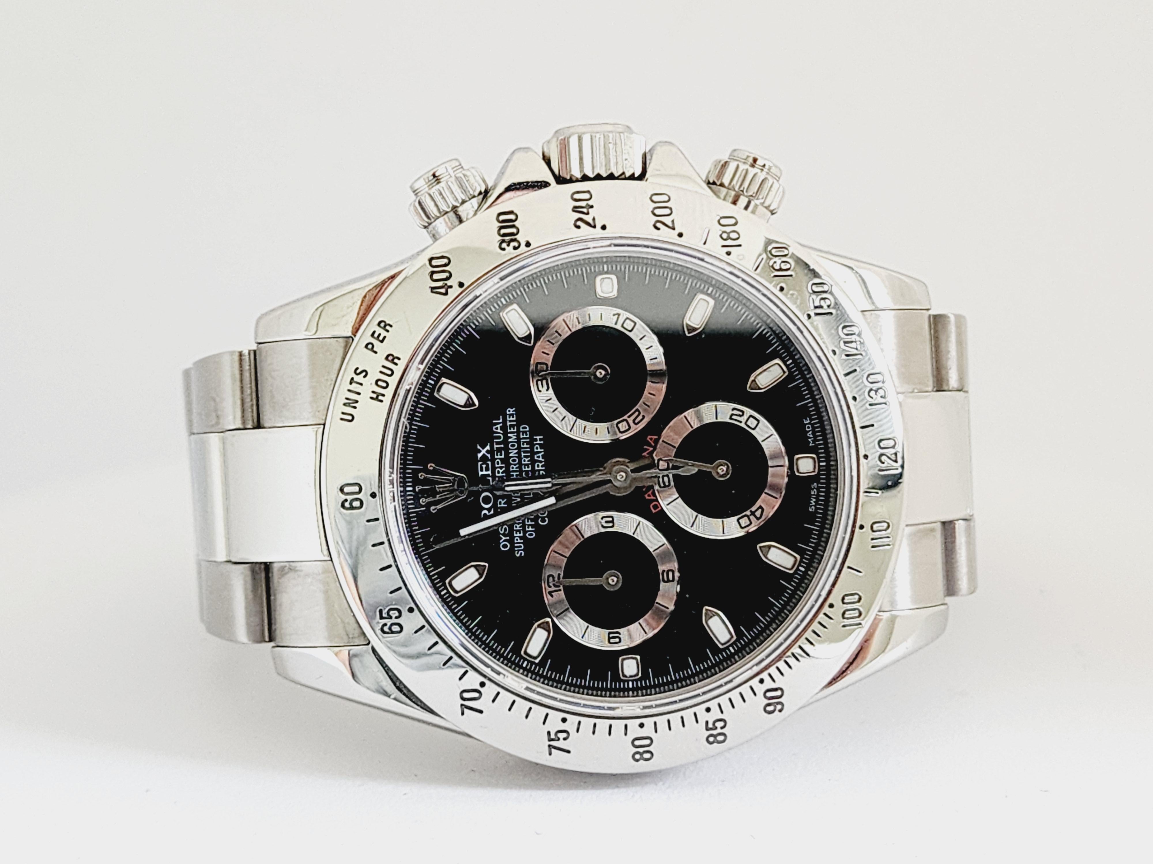 Released in 1963, the Rolex Daytona was created to meet the demands of racing drivers, thanks to a feature that tracks elapsed time and another to calculate average speed. In excellent condition and recently serviced. All components are factory