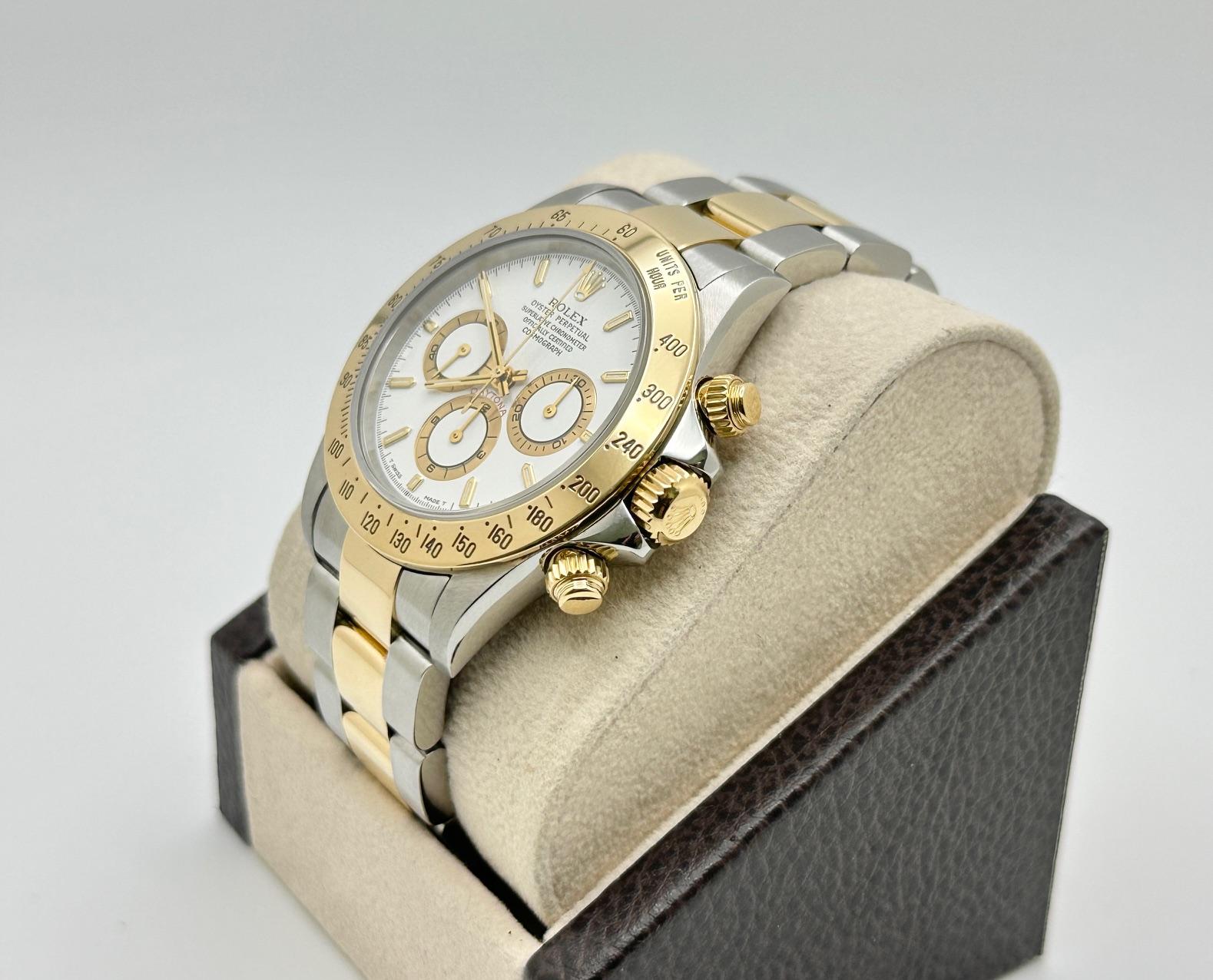 Rolex Daytona Zenith 16523 Esfera Blanca Oro Amarillo 18K Caja Acero Inoxidable Papel en Excelente estado para la venta en San Diego, CA