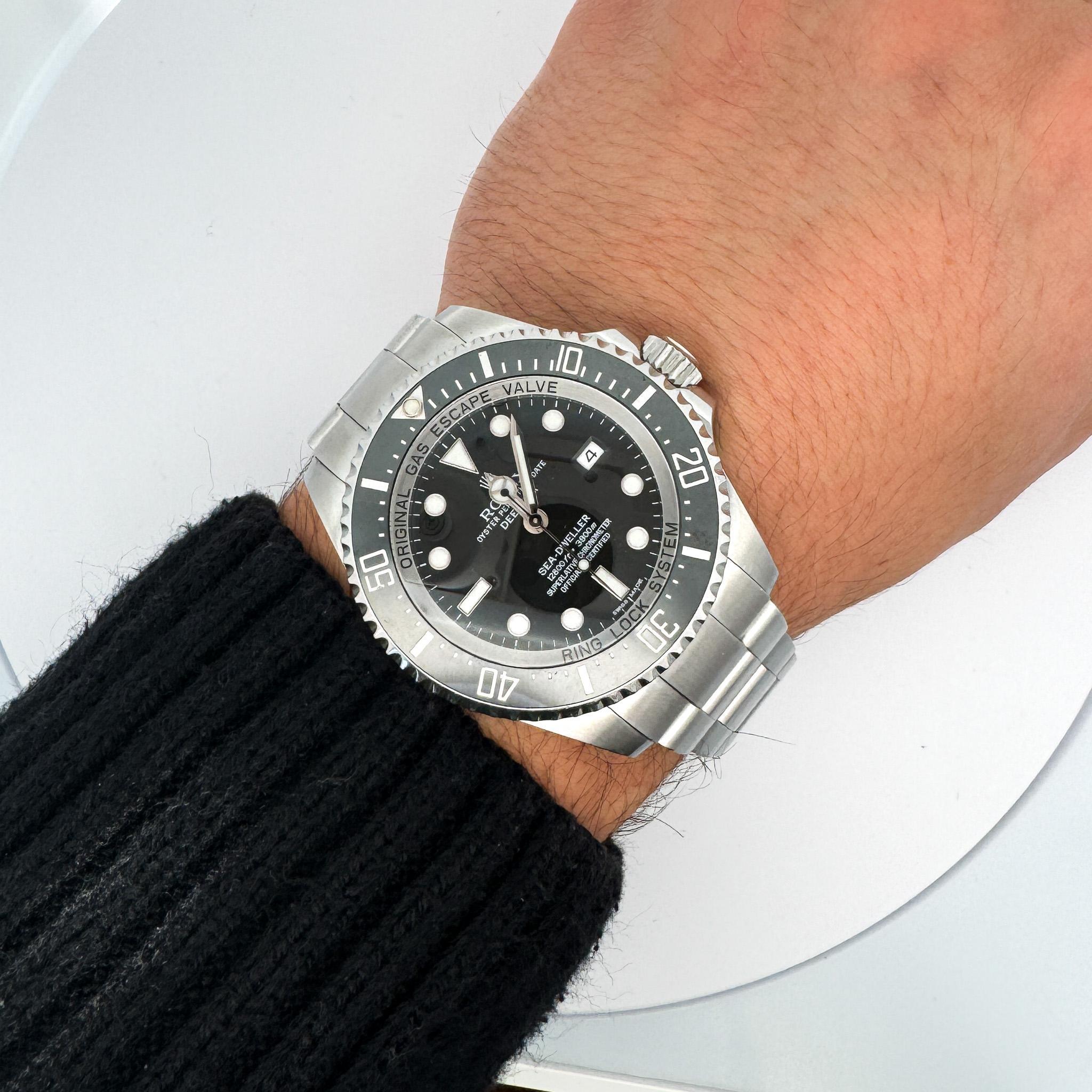 Art Deco Rolex Deepsea Sea-Dweller 44mm Ref 11660 Watch With Box and Papers For Sale