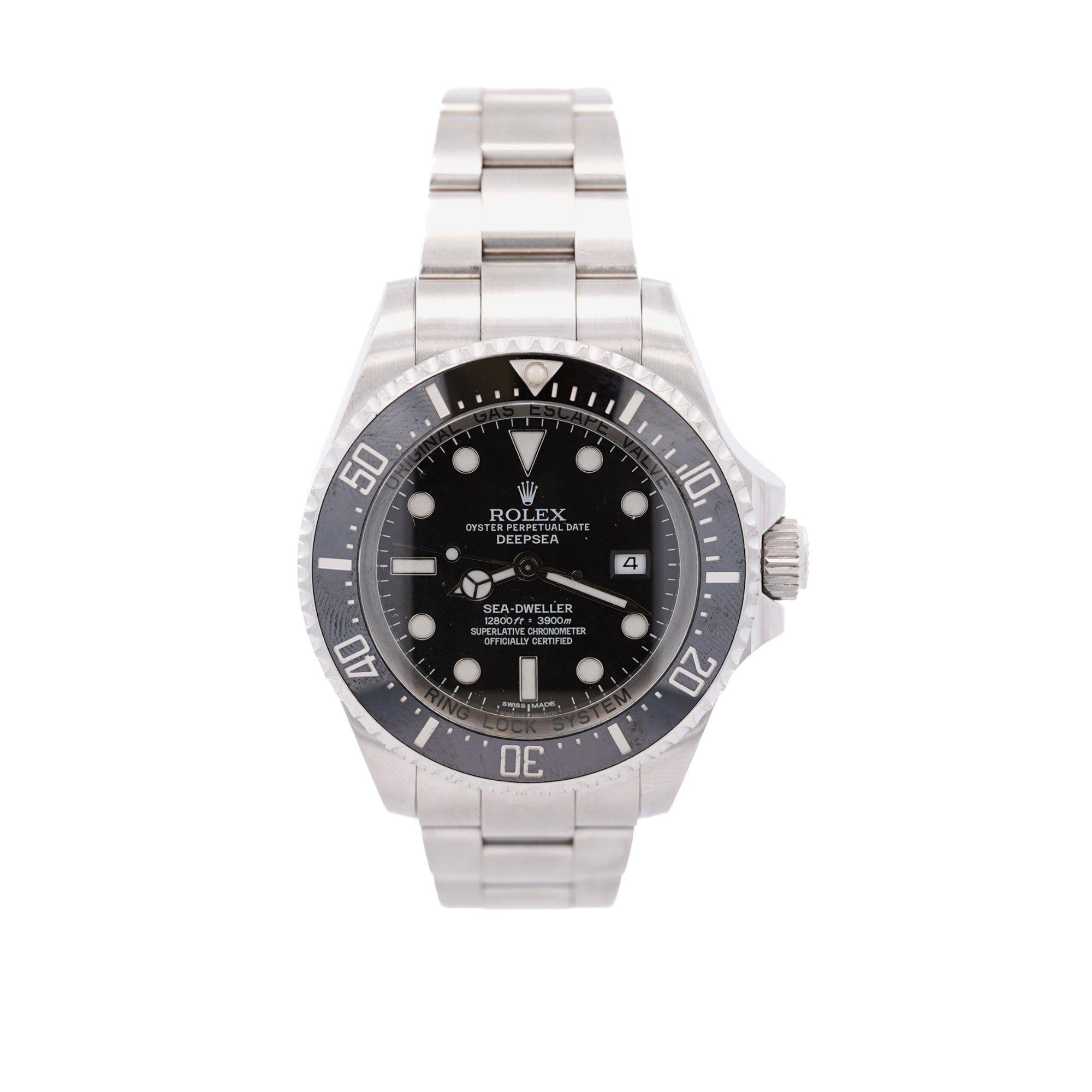 Rolex Deepsea Sea-Dweller 44mm Ref 11660 Watch With Box and Papers For Sale 2
