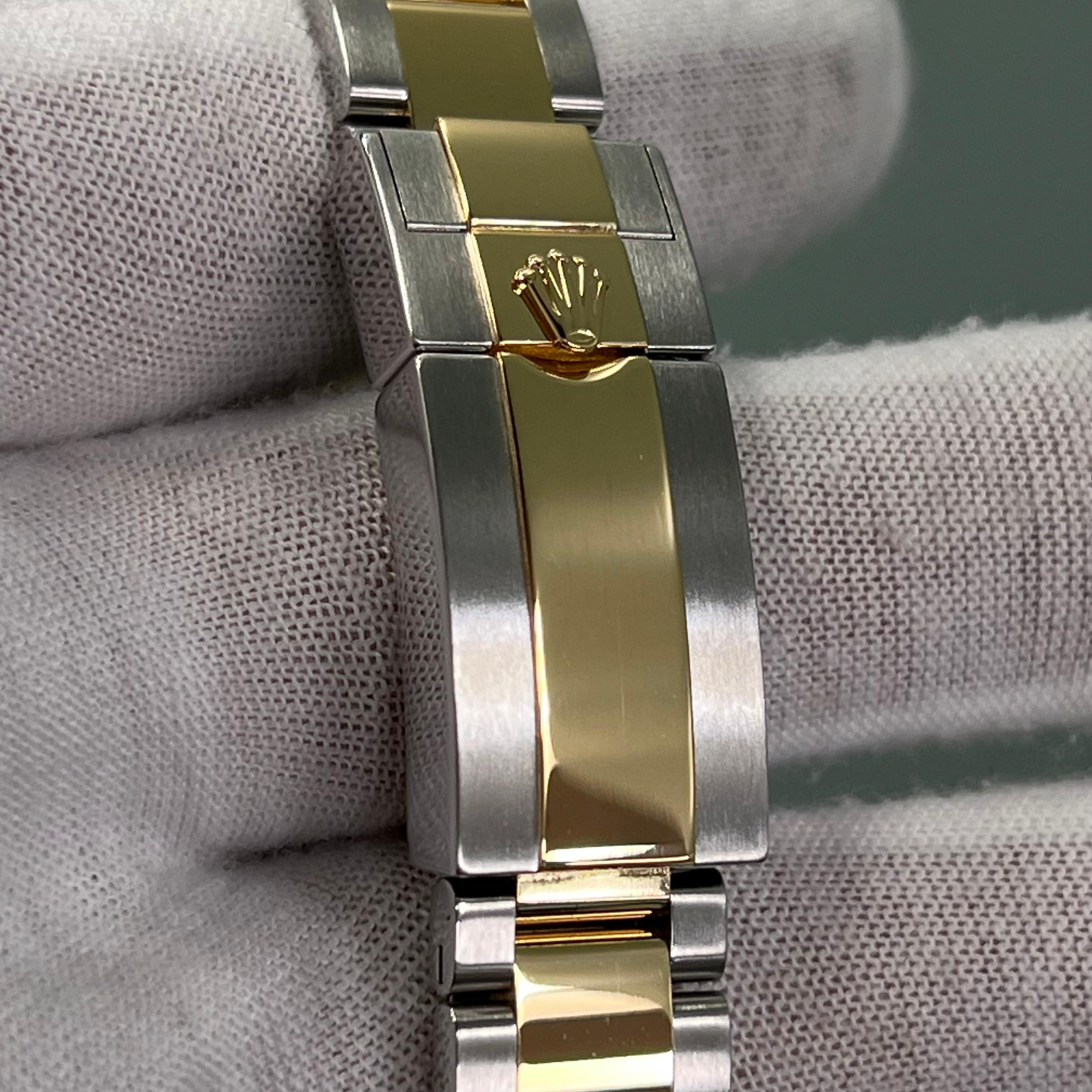Rolex Explorer 124273 36 mm Schwarzes Zifferblatt 18K Gelbgold Edelstahl Box Papier 2022 im Zustand „Hervorragend“ im Angebot in San Diego, CA