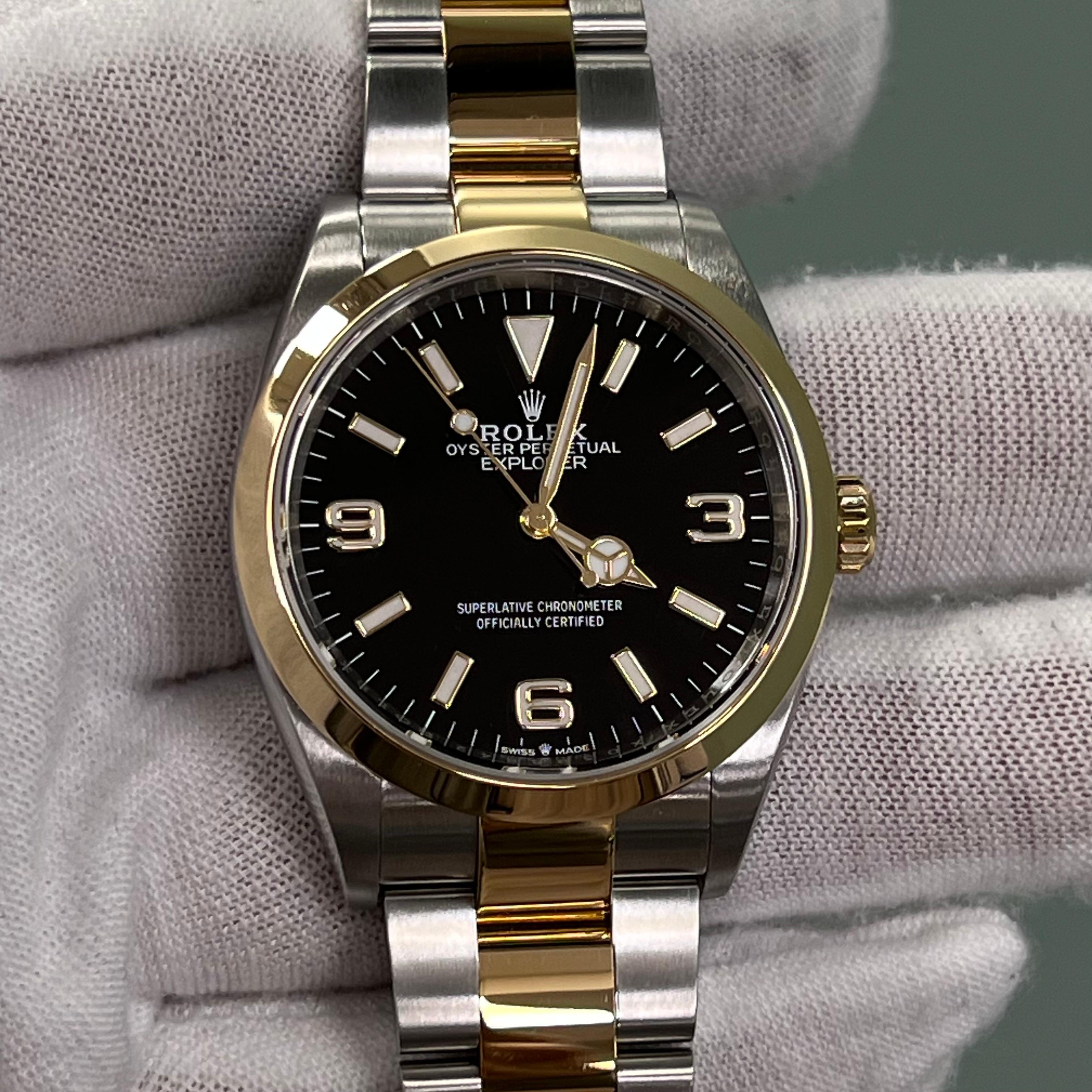 Rolex Explorer 124273 36 mm Schwarzes Zifferblatt 18K Gelbgold Edelstahl Box Papier 2022 im Angebot 5