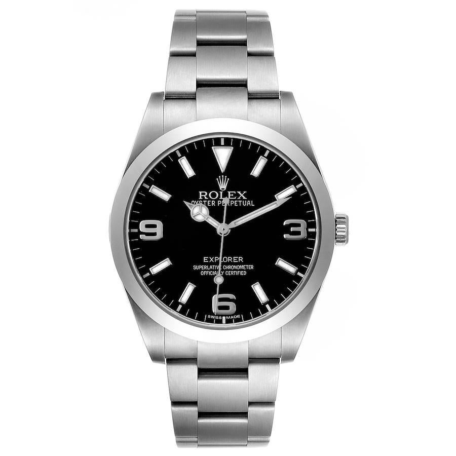 Rolex Explorer I 39mm Schwarzes Zifferblatt Stahl Herrenuhr 214270 Box Card. Offiziell zertifiziertes Chronometerwerk mit automatischem Aufzug. Gehäuse aus Edelstahl mit einem Durchmesser von 39 mm. Rolex Logo auf der Krone. Glatte Lünette aus