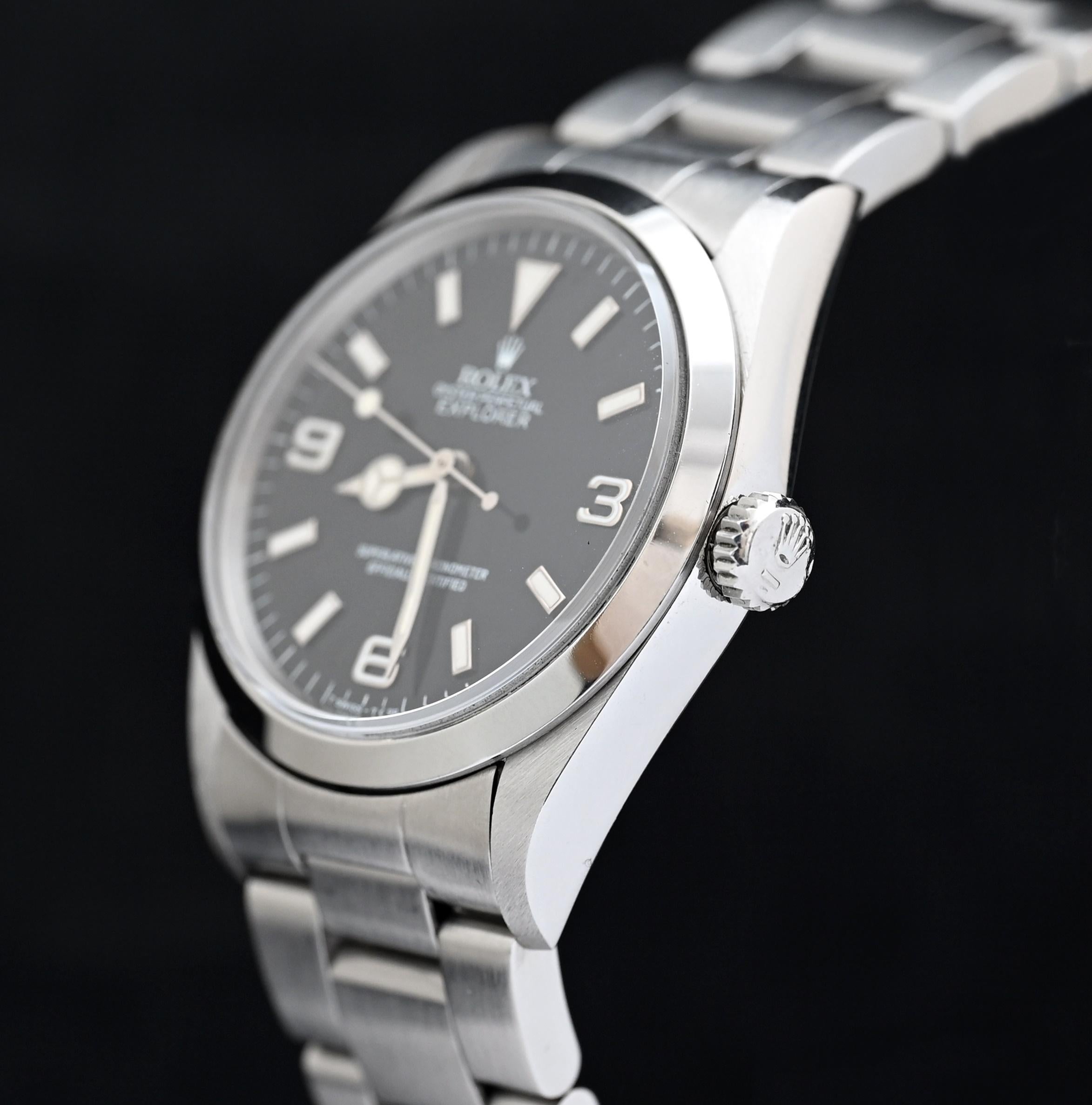 Rolex Explorer I Steel 14270 avec étiquette verte, 1995 Bon état - En vente à Central & Western District, HK