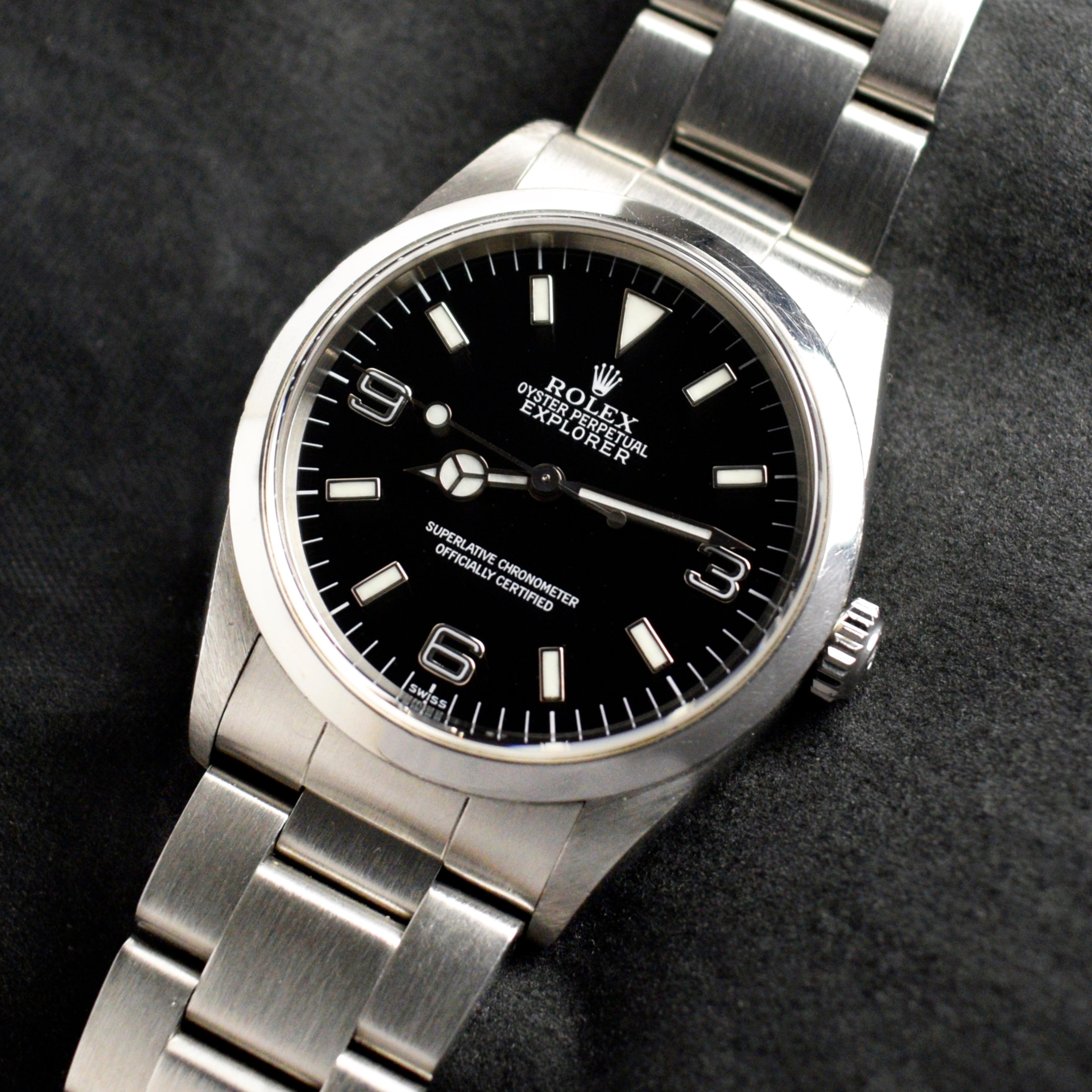 Rolex Explorer I Steel 14270 “Swiss” Only Automatic Watch with Paper, 1998 In Good Condition For Sale In Central & Western District, HK